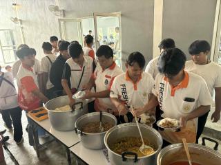 11. กิจกรรมอบรมคุณธรรมและทำบุญโปรแกรมวิชาเทคโนโลยีวิศวกรรมไฟฟ้า