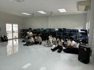 15. กิจกรรมอบรมคุณธรรมและทำบุญโปรแกรมวิชาเทคโนโลยีวิศวกรรมไฟฟ้า