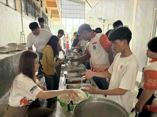 19. กิจกรรมอบรมคุณธรรมและทำบุญโปรแกรมวิชาเทคโนโลยีวิศวกรรมไฟฟ้า