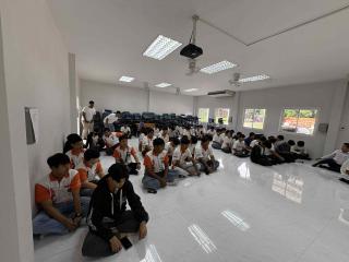 39. กิจกรรมอบรมคุณธรรมและทำบุญโปรแกรมวิชาเทคโนโลยีวิศวกรรมไฟฟ้า