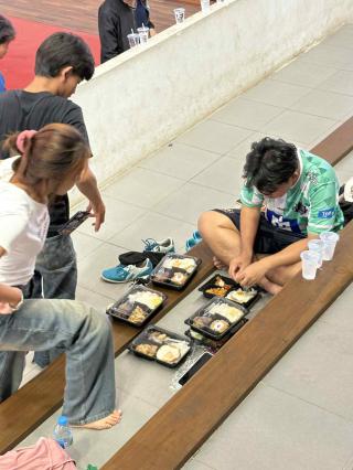 11. กิจกรรมกีฬานักศึกษาสานสัมพันธ์น้องพี่