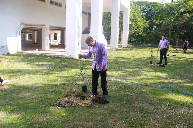 2. กิจกรรมเฉลิมพระเกียรติสมเด็จพระนางเจ้าฯ พระบรมราชินี