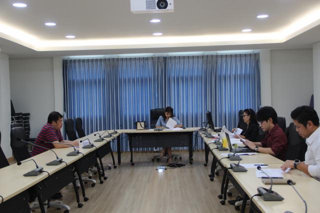 2. ประชุม เรื่องการพิจารณานักศึกษาที่ยังไม่ยื่นเรื่องขอออกฝึกประสบการณ์วิชาชีพ