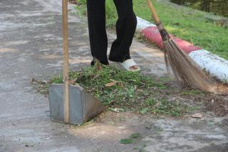 12. กิจกรรม Big Cleaning Day  เพื่อน้อมสํานึกในพระมหากรุณาธิคุณอันหาที่สุดมิได้เนื่องในวันคล้ายวันสวรรคตพระบรมชนกาธิเบศรมหาภูมิพล อดุลเดชมหาราช บรมนาถบพิตร 13 ตุลาคม 2567 และเตรียมความพร้อมด้านสภาพแวดล้อมเนื่องในโอกาสซ้อมรับปริญญาบัตร ประจำปีการศึกษา 2567