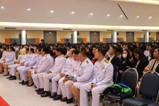 5. พิธีรับและประดับเข็มตราพระราชลัญจกร
