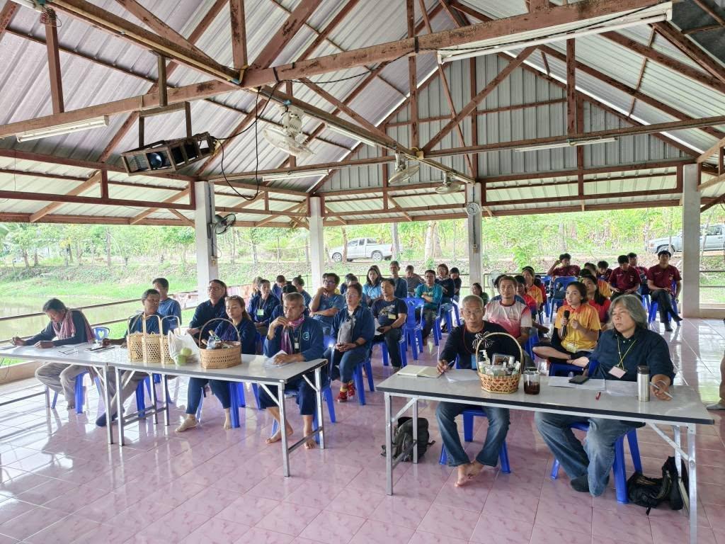 3. อบรมเชิงปฏิบัติการเทคนิคการสร้างอัตลักษณ์ผลิตภัณฑ์ชุมชนเพื่อเพิ่มรายได้