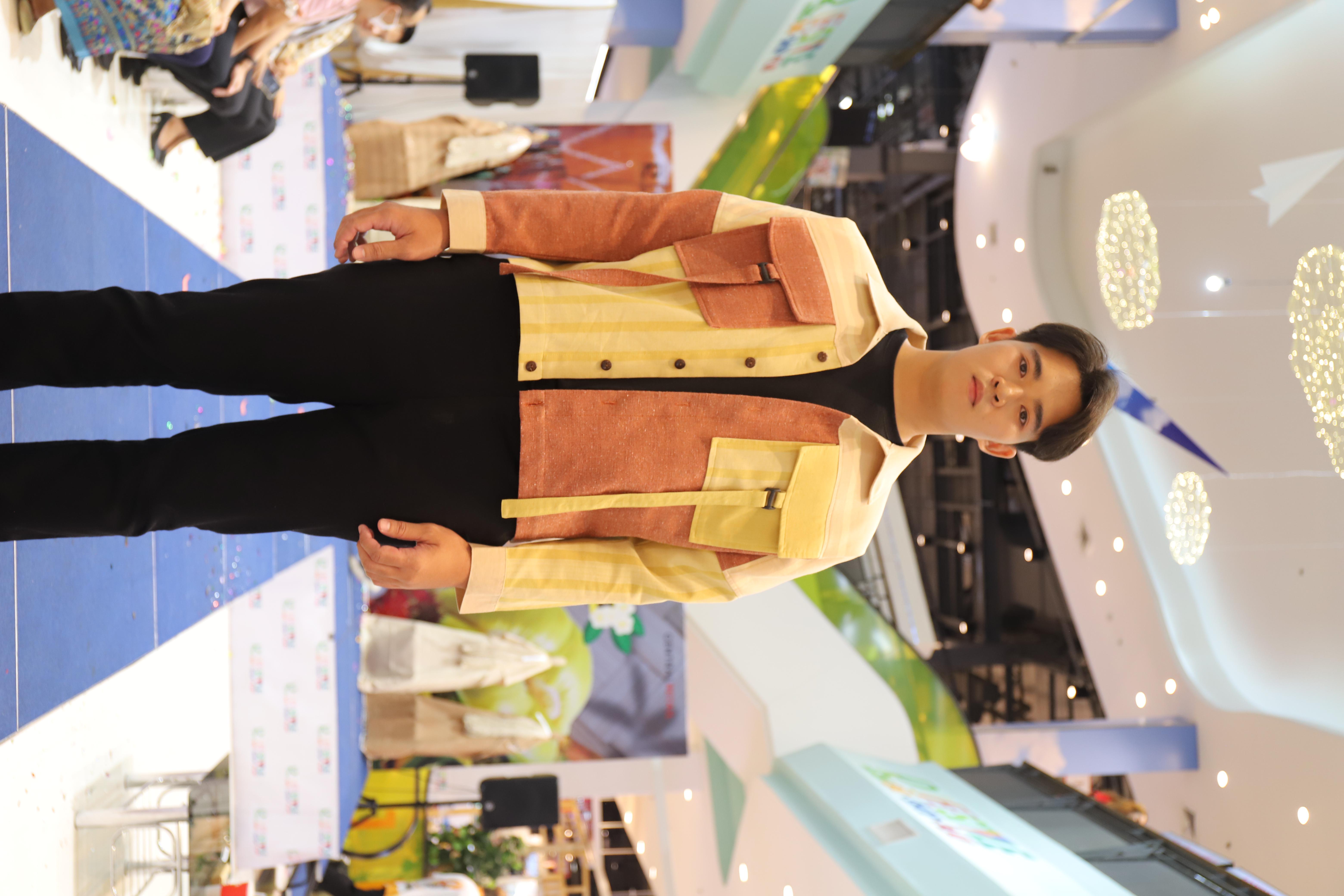 441. OH-top ครั้งที่  7 และเปิดฤดูกาลทุเรียนคลองลาน (ผ้าพื้นถิ่น-สินค้าชุมชน)