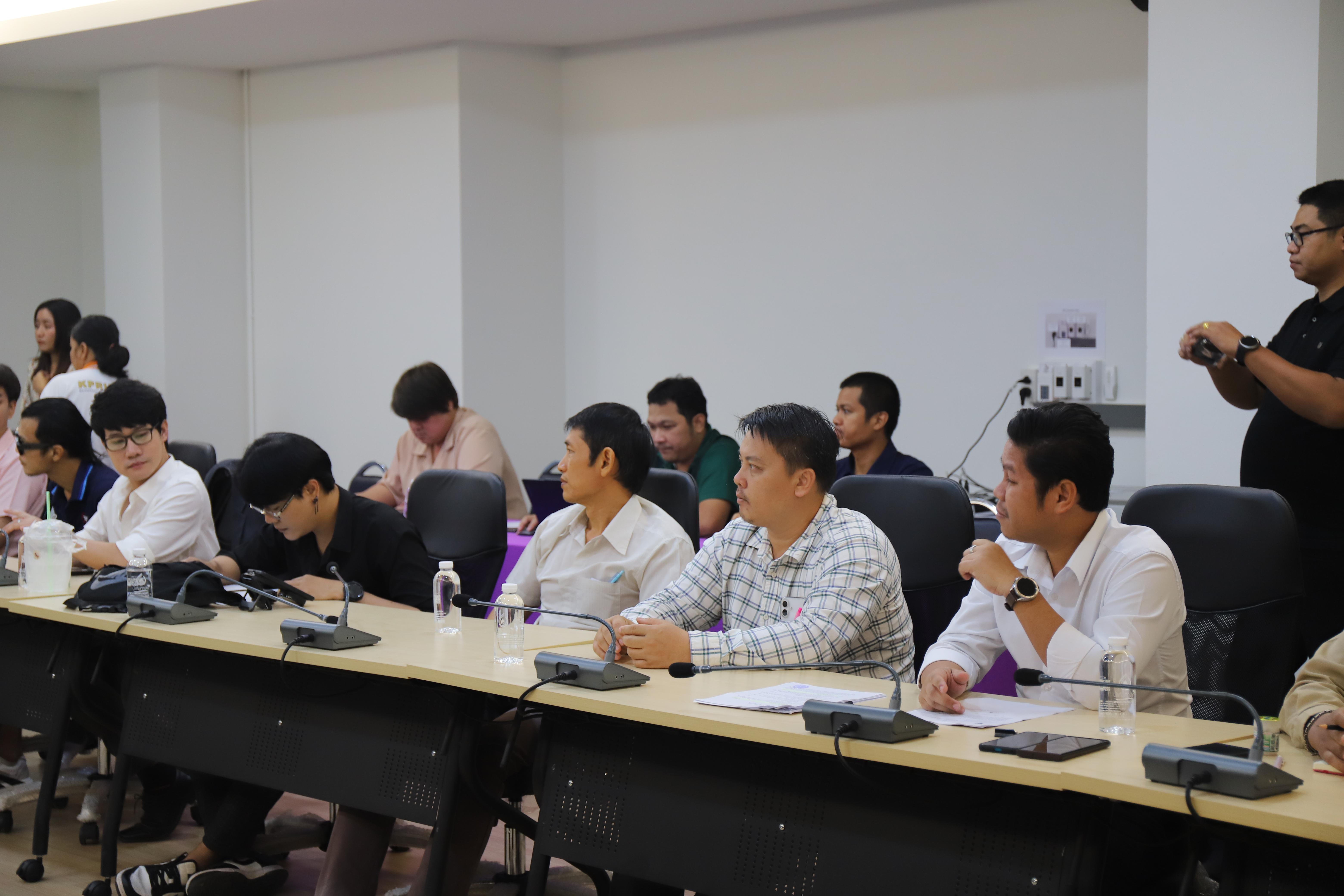 18. แนวทางการส่งเสริมการพัฒนาหลักสูตร