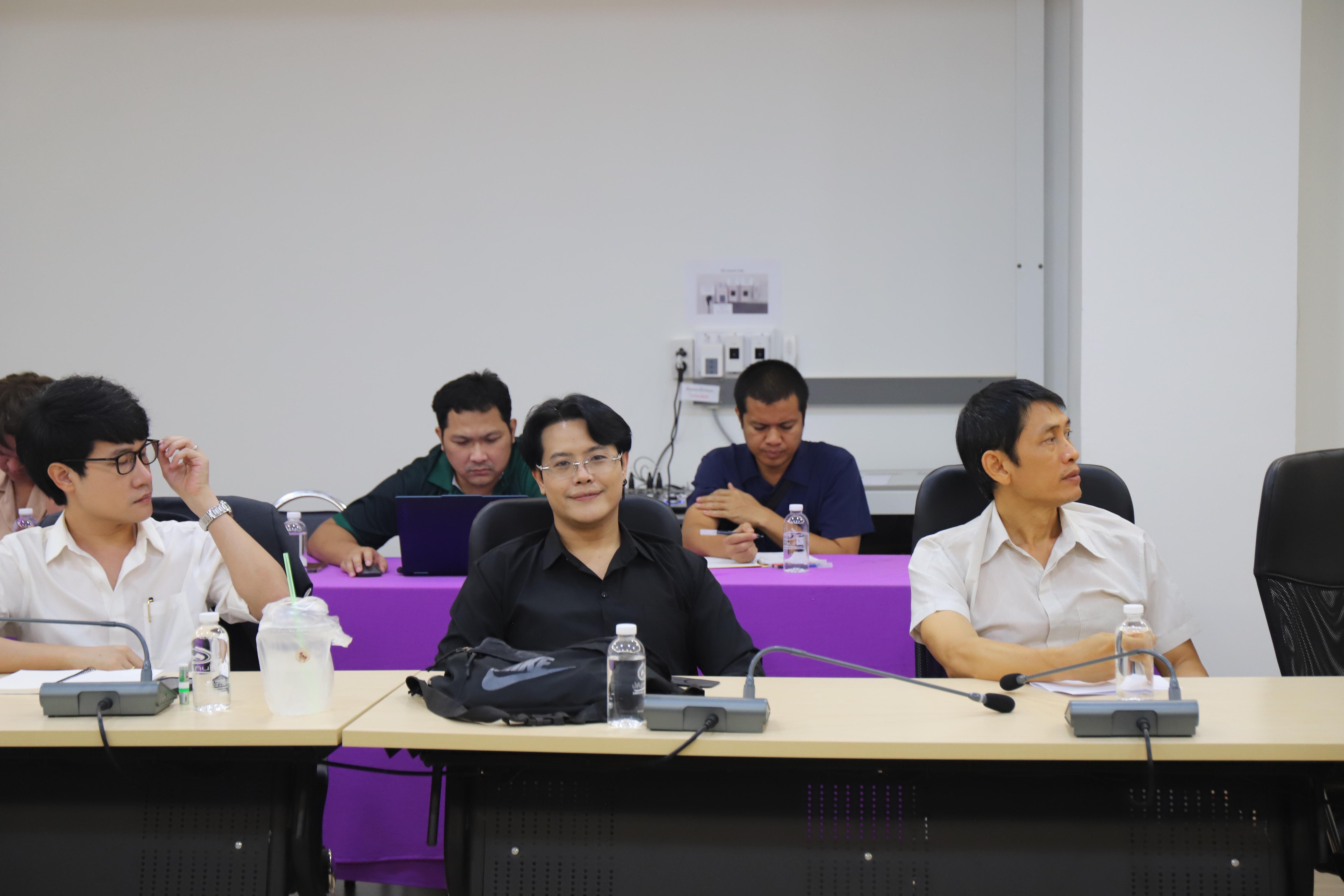37. แนวทางการส่งเสริมการพัฒนาหลักสูตร