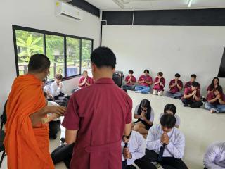 3. พิธีไหว้ครูช่างอบรมคุณธรรมและสานสัมพันธ์พี่น้อง ประจำปี 2568