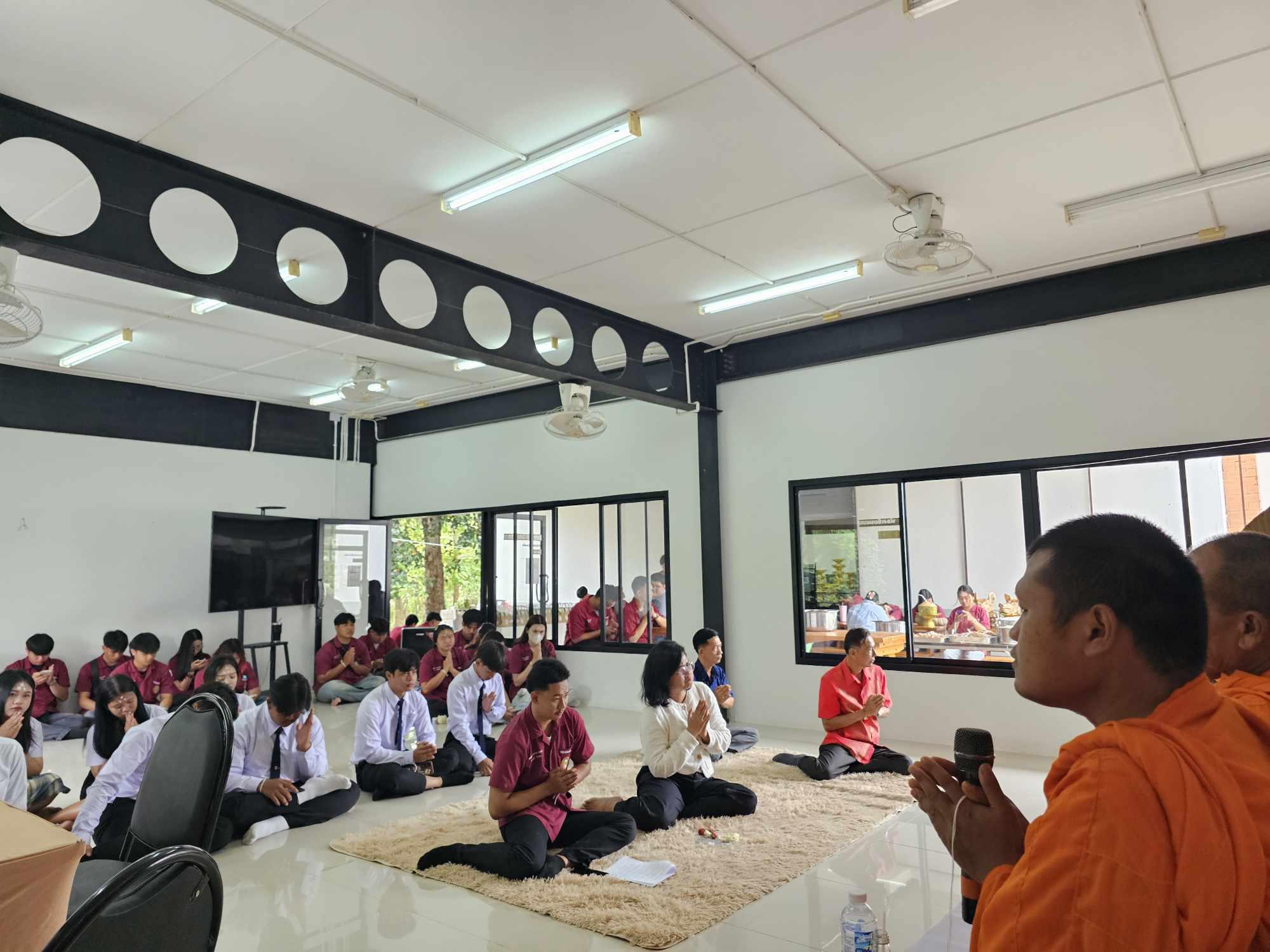 15. พิธีไหว้ครูช่างอบรมคุณธรรมและสานสัมพันธ์พี่น้อง ประจำปี 2568