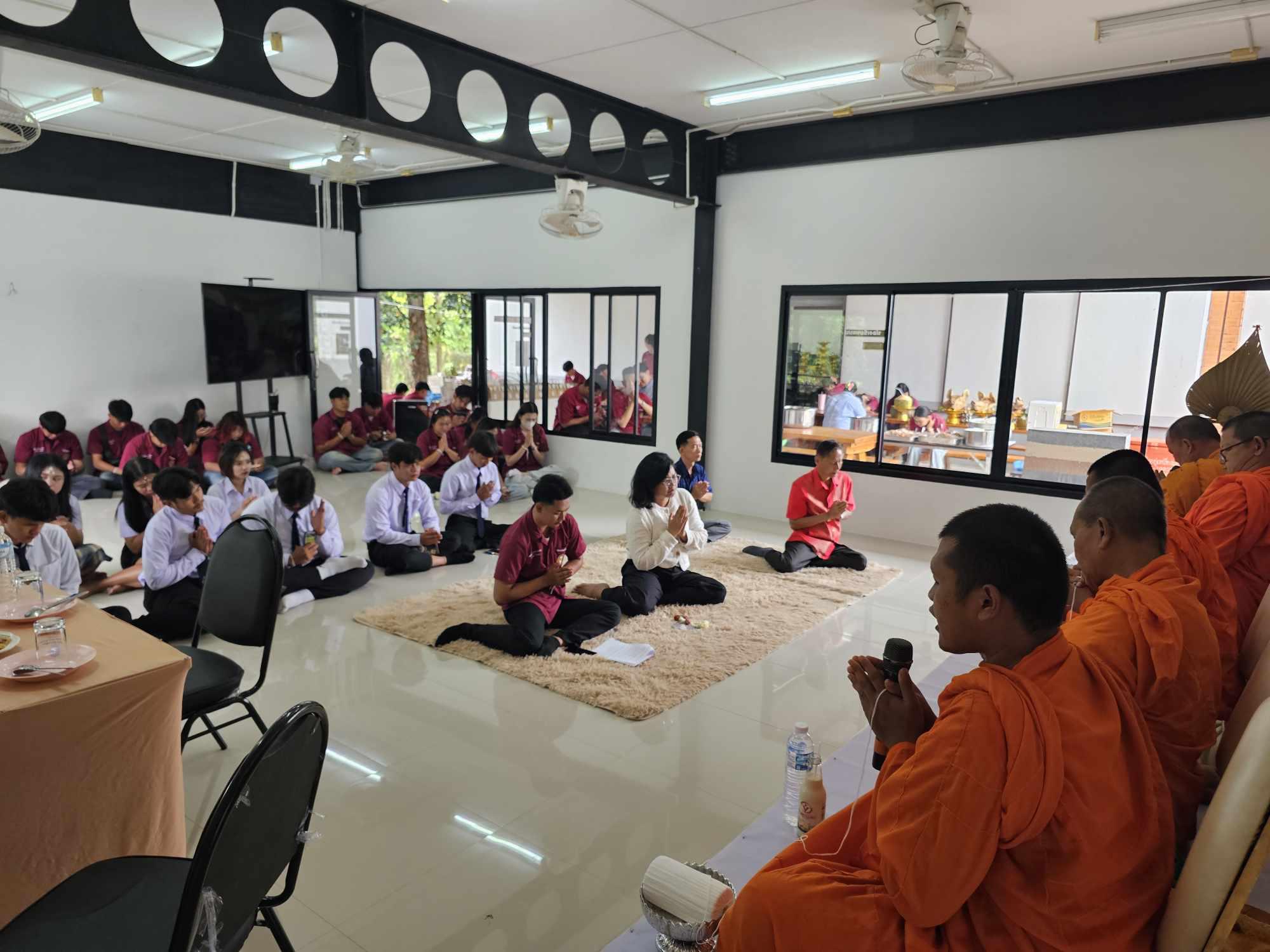 20. พิธีไหว้ครูช่างอบรมคุณธรรมและสานสัมพันธ์พี่น้อง ประจำปี 2568