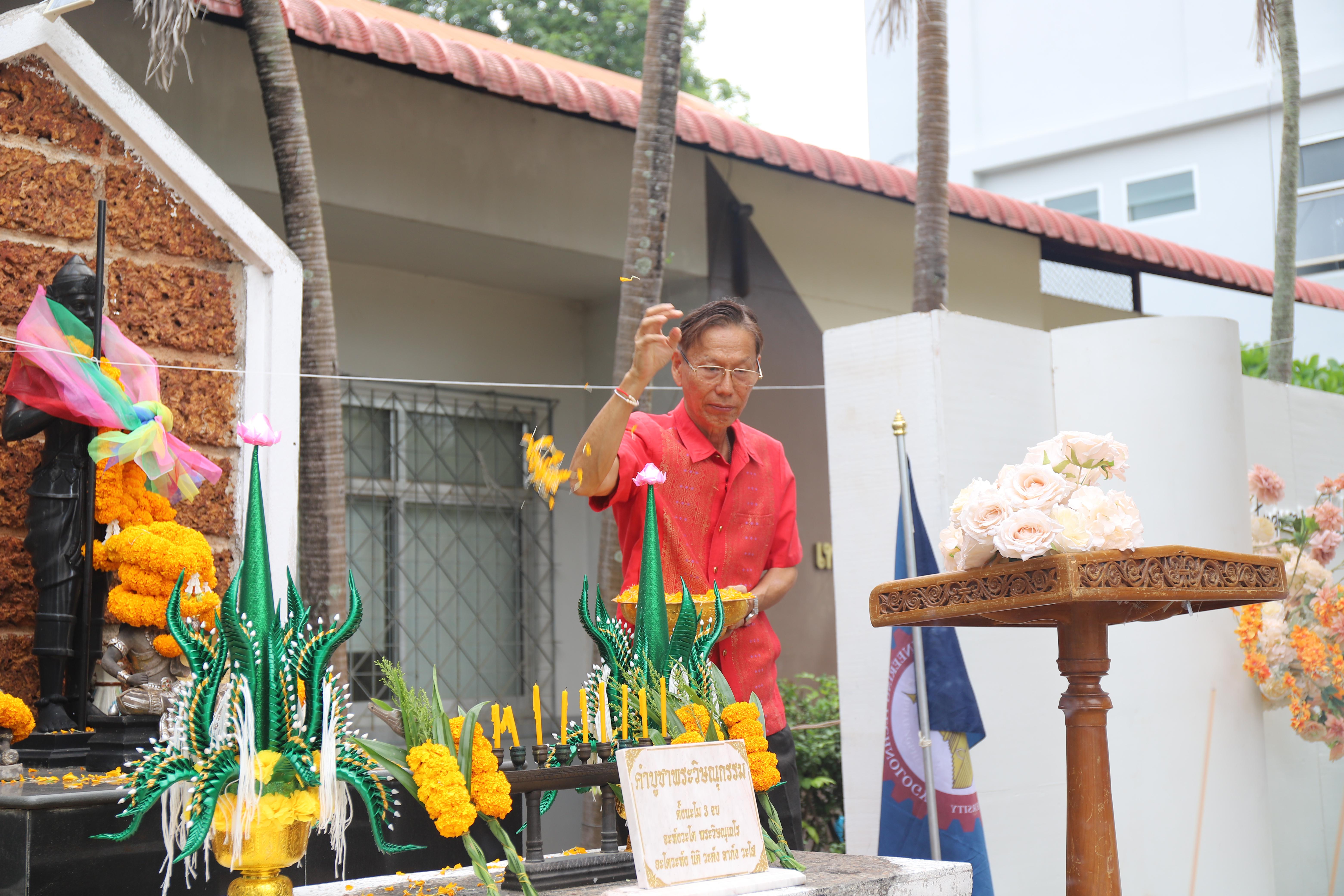 162. พิธีไหว้ครูช่างอบรมคุณธรรมและสานสัมพันธ์พี่น้อง ประจำปี 2568