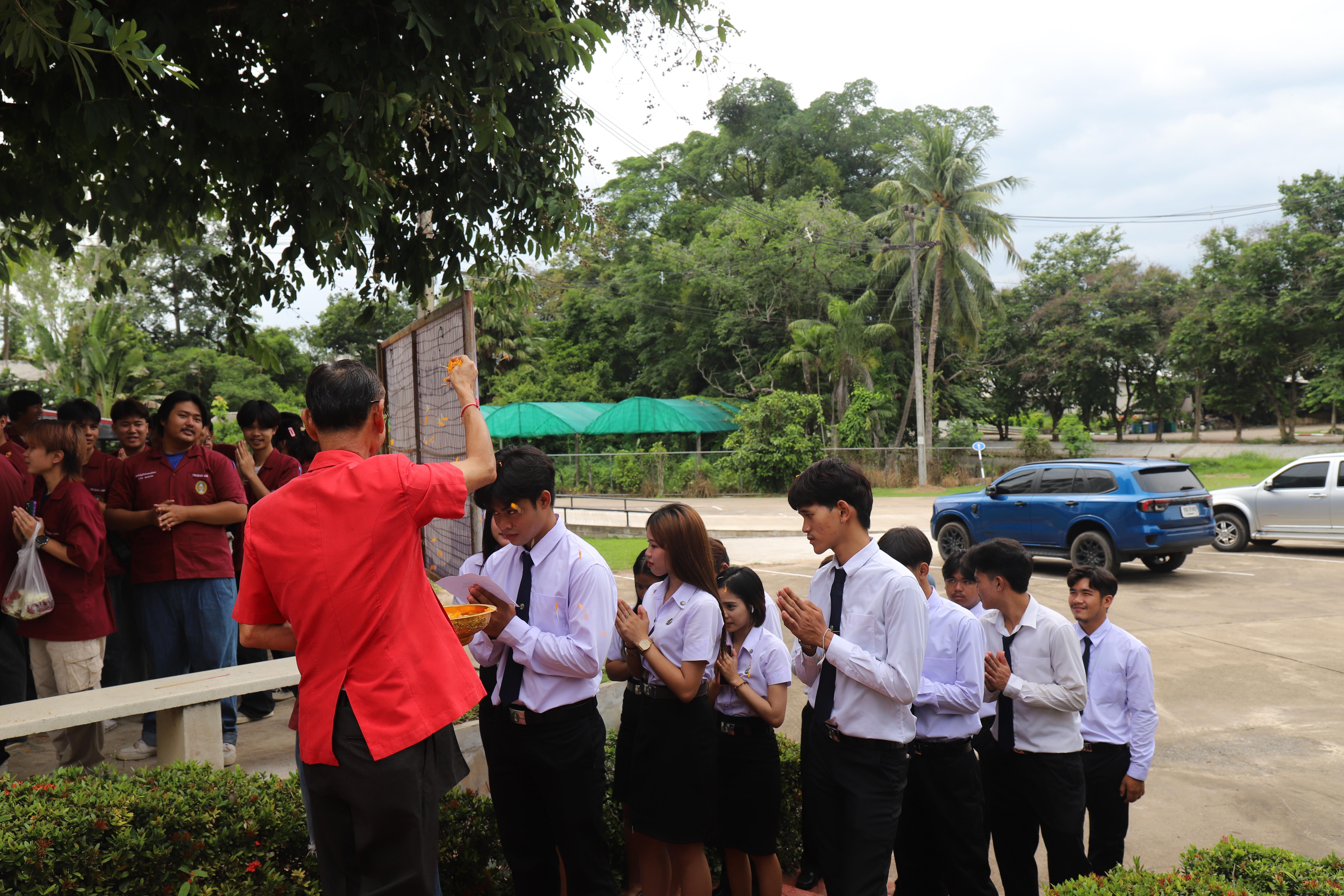 170. พิธีไหว้ครูช่างอบรมคุณธรรมและสานสัมพันธ์พี่น้อง ประจำปี 2568