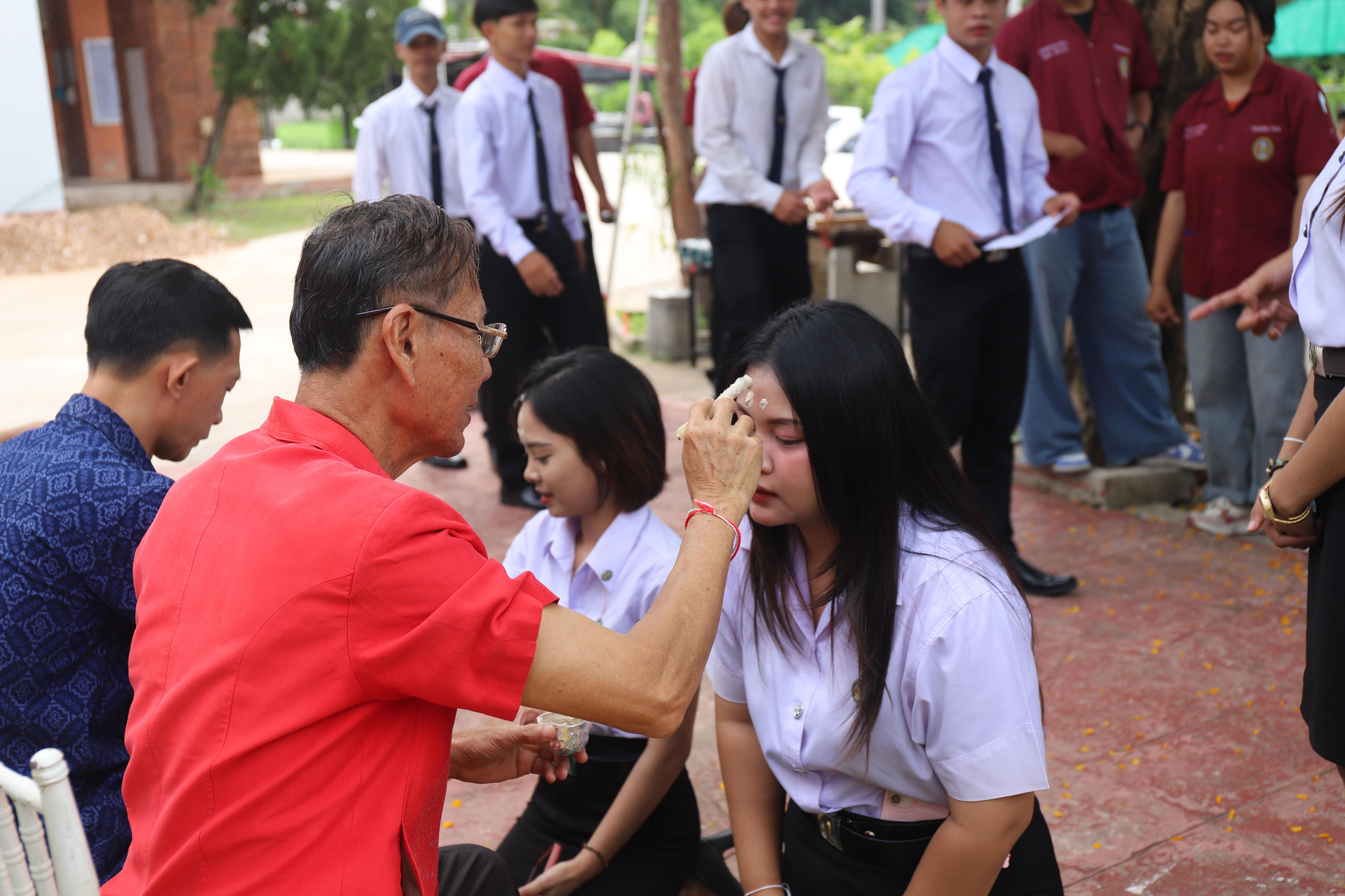 186. พิธีไหว้ครูช่างอบรมคุณธรรมและสานสัมพันธ์พี่น้อง ประจำปี 2568