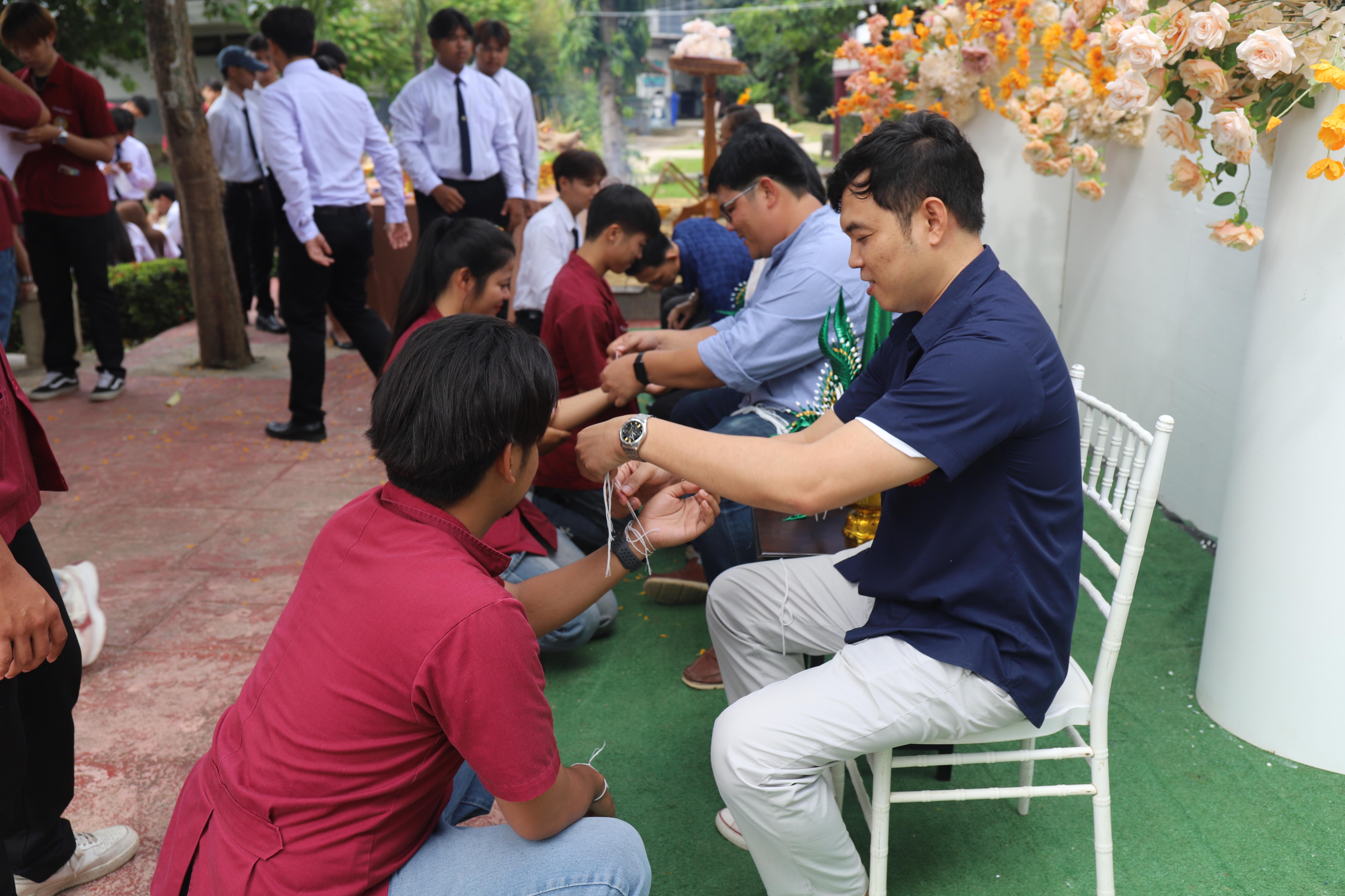197. พิธีไหว้ครูช่างอบรมคุณธรรมและสานสัมพันธ์พี่น้อง ประจำปี 2568