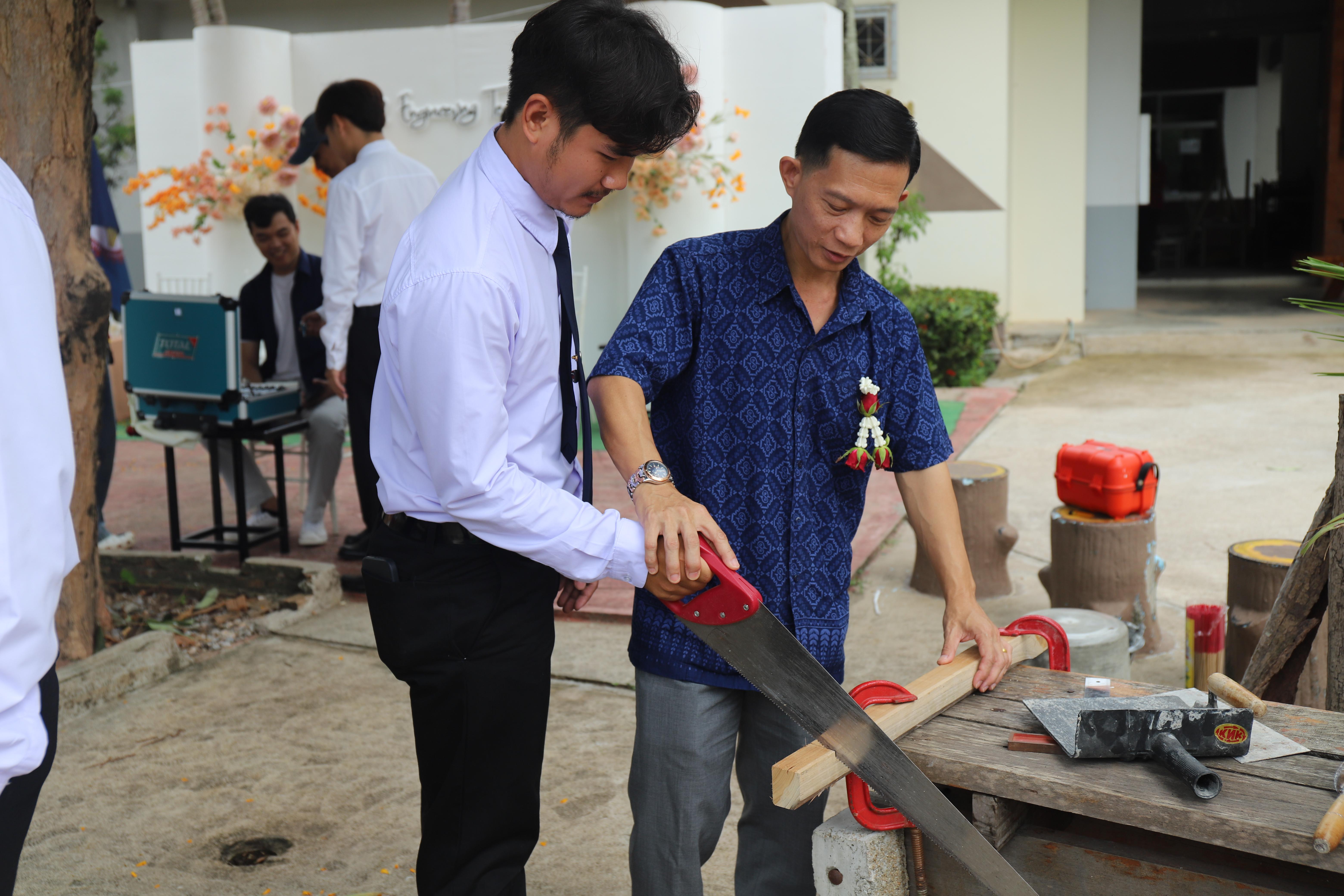 223. พิธีไหว้ครูช่างอบรมคุณธรรมและสานสัมพันธ์พี่น้อง ประจำปี 2568