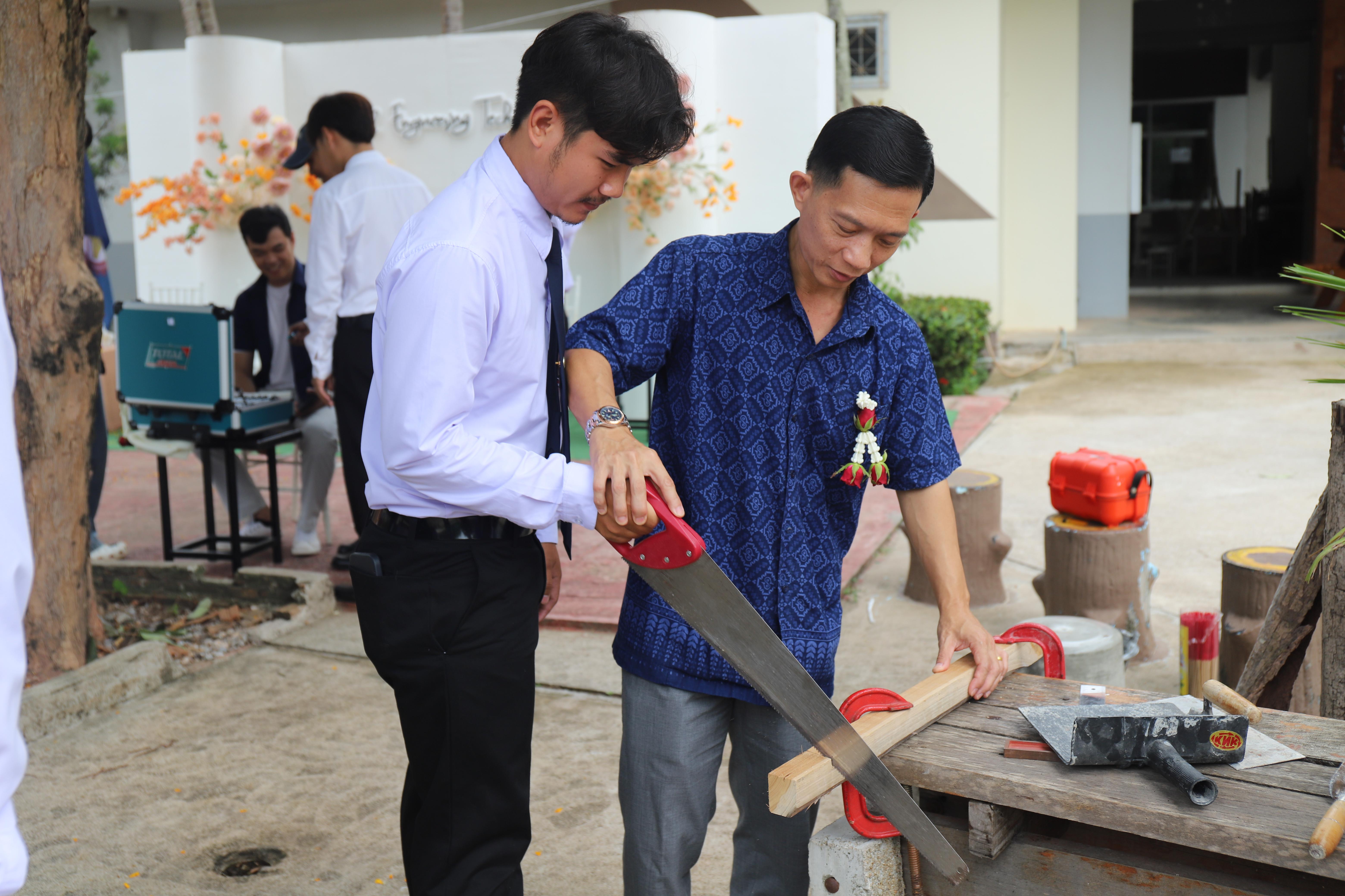 224. พิธีไหว้ครูช่างอบรมคุณธรรมและสานสัมพันธ์พี่น้อง ประจำปี 2568
