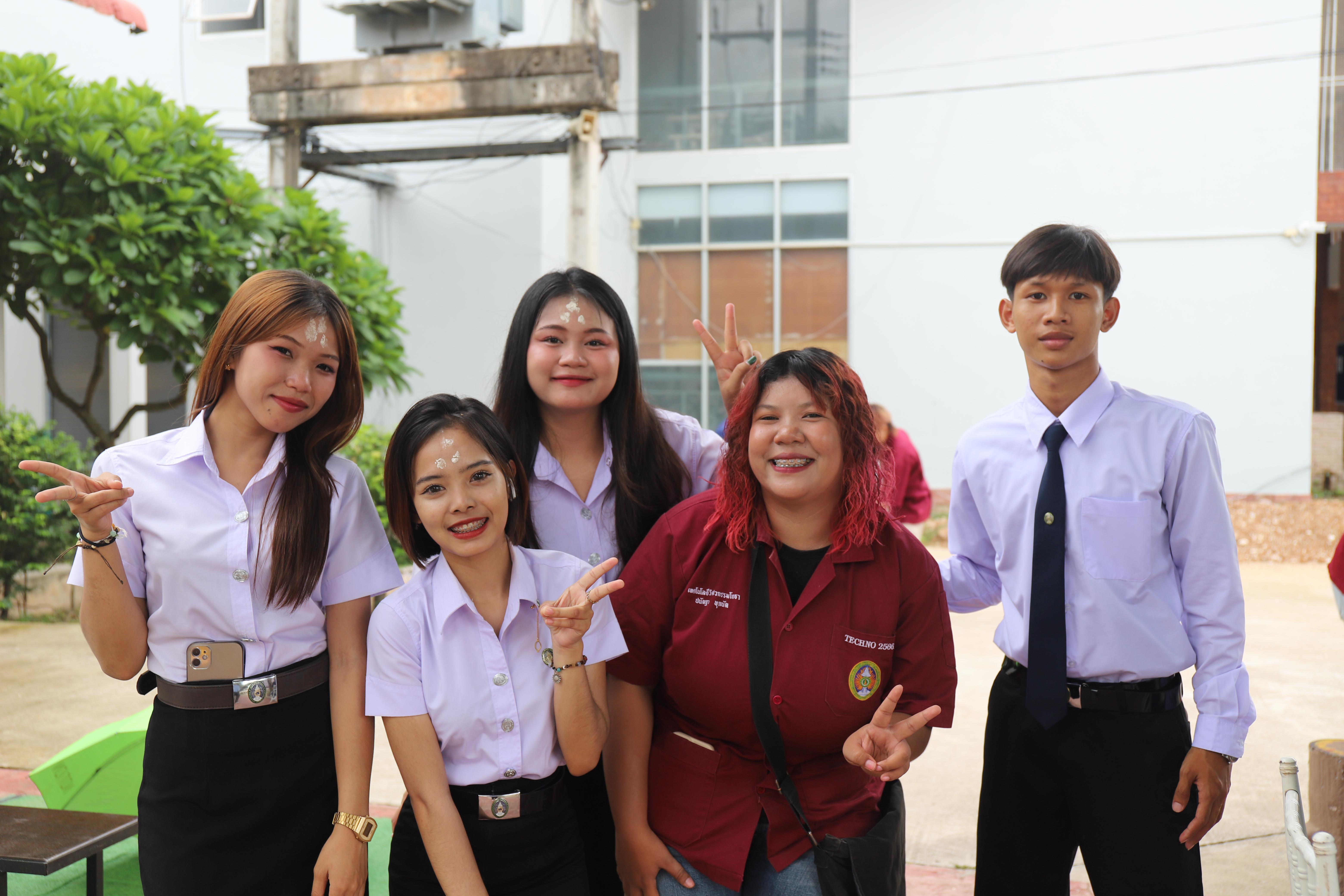 239. พิธีไหว้ครูช่างอบรมคุณธรรมและสานสัมพันธ์พี่น้อง ประจำปี 2568
