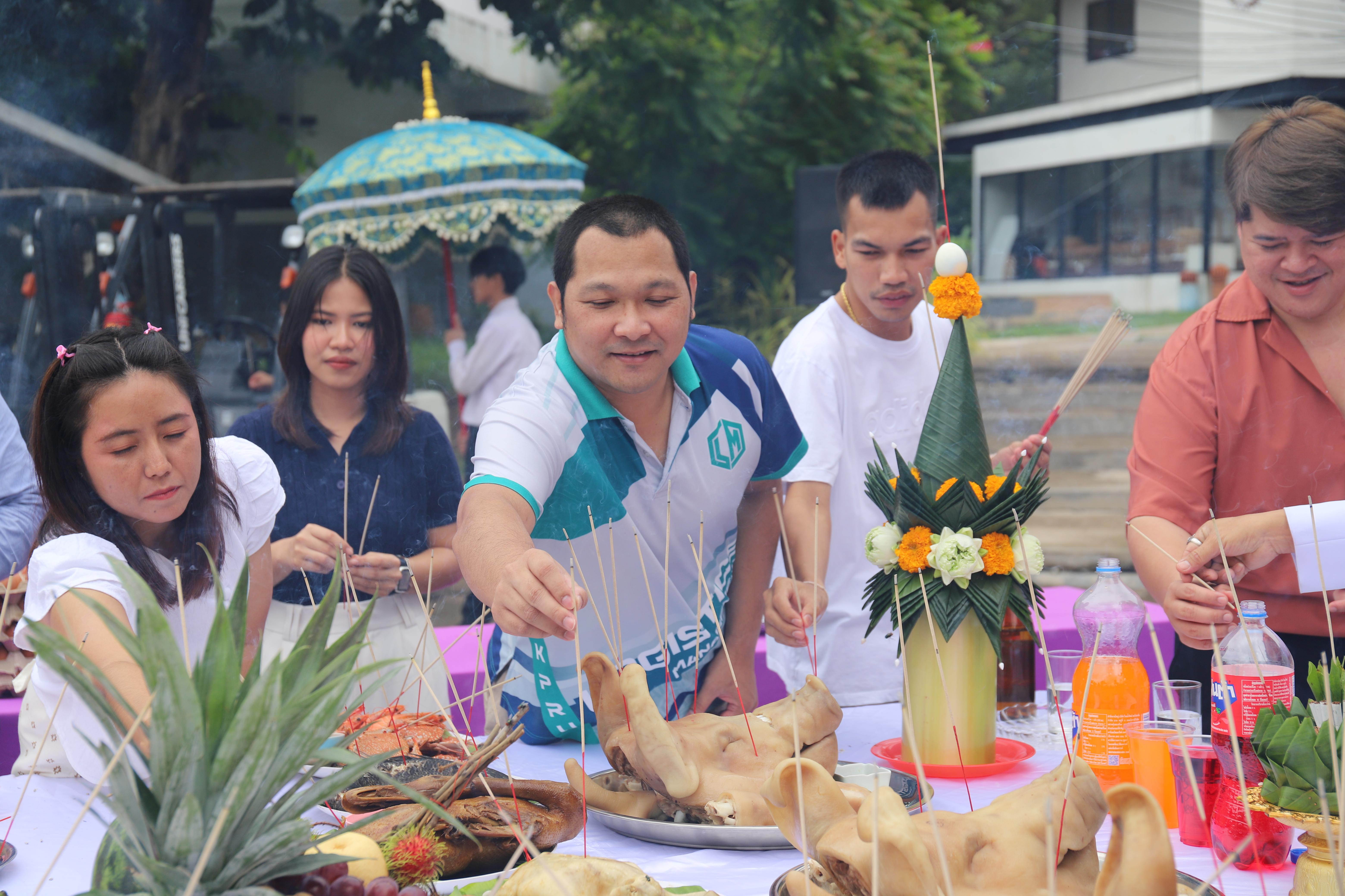168. กิจกรรมไหว้ครูช่าง บวงสรวงพระวิษณุกรรม