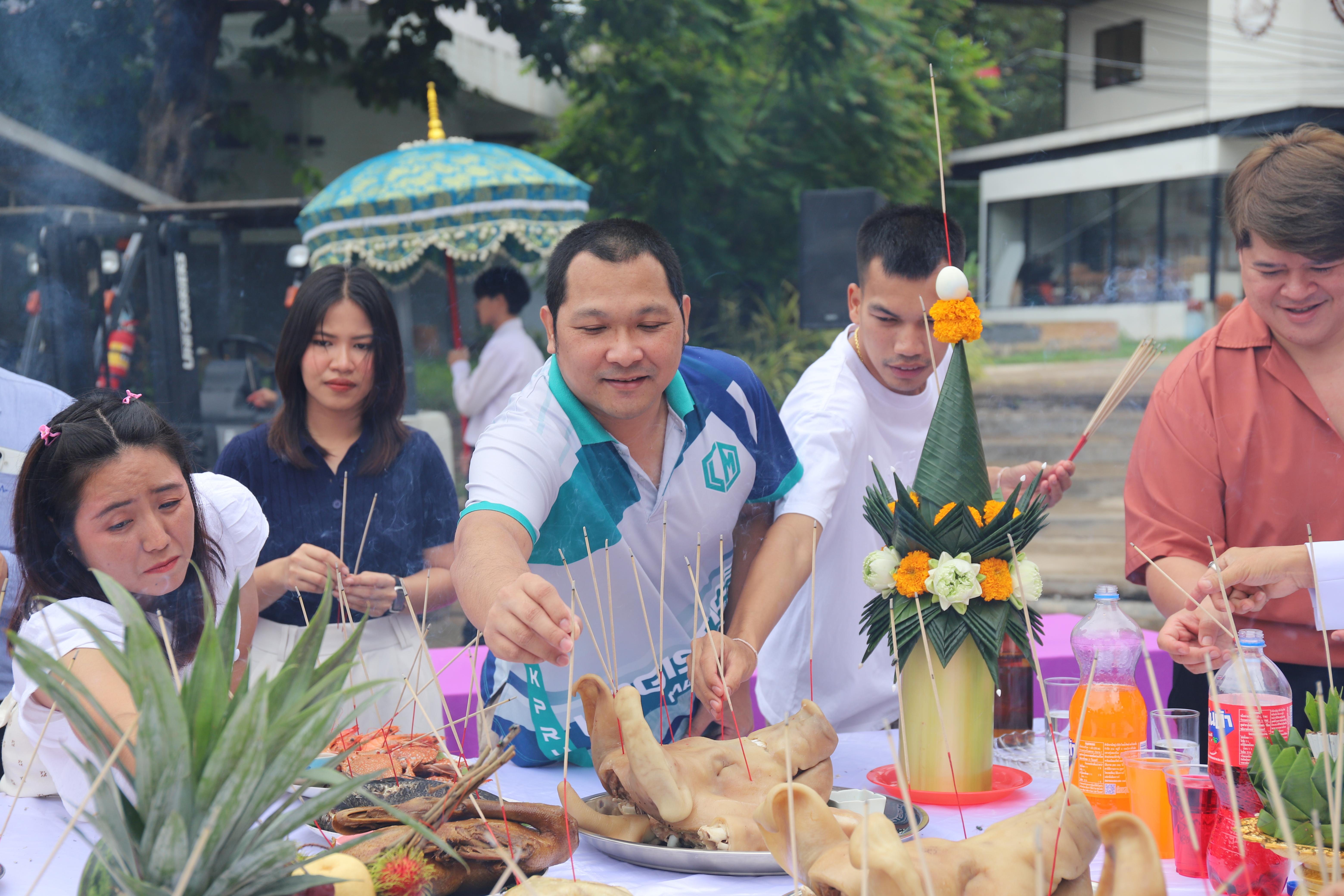 169. กิจกรรมไหว้ครูช่าง บวงสรวงพระวิษณุกรรม