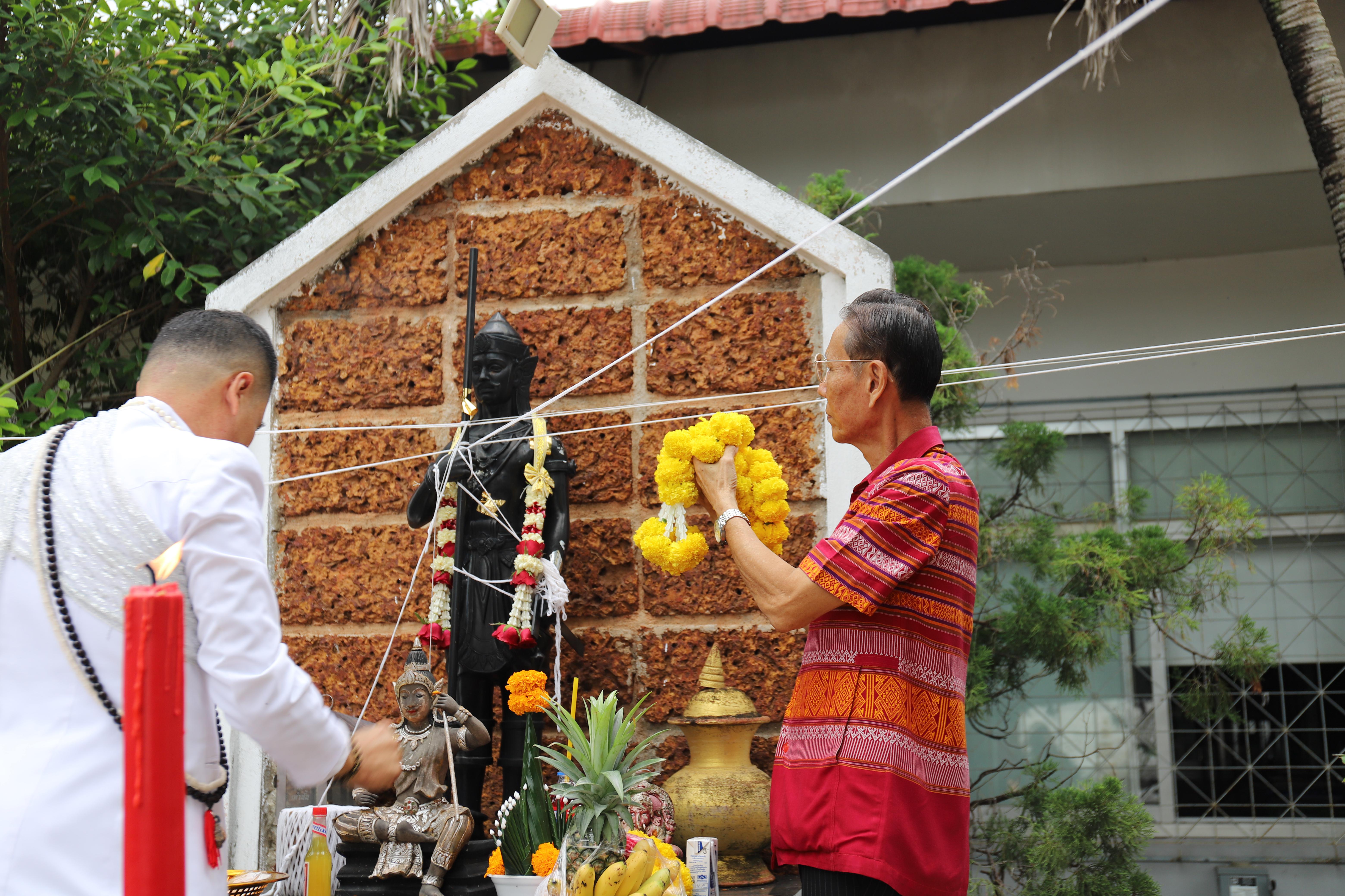 207. กิจกรรมไหว้ครูช่าง บวงสรวงพระวิษณุกรรม