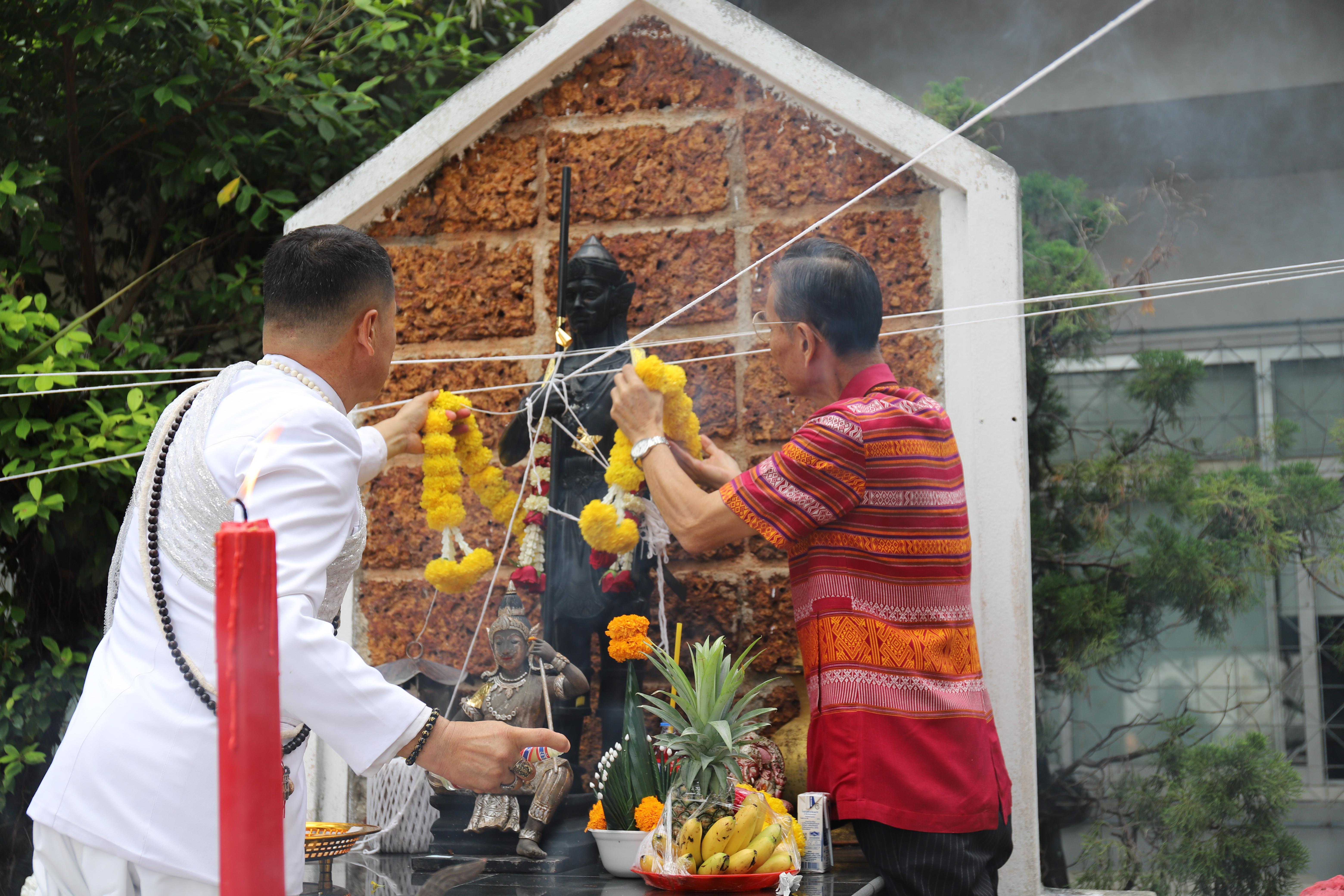 208. กิจกรรมไหว้ครูช่าง บวงสรวงพระวิษณุกรรม