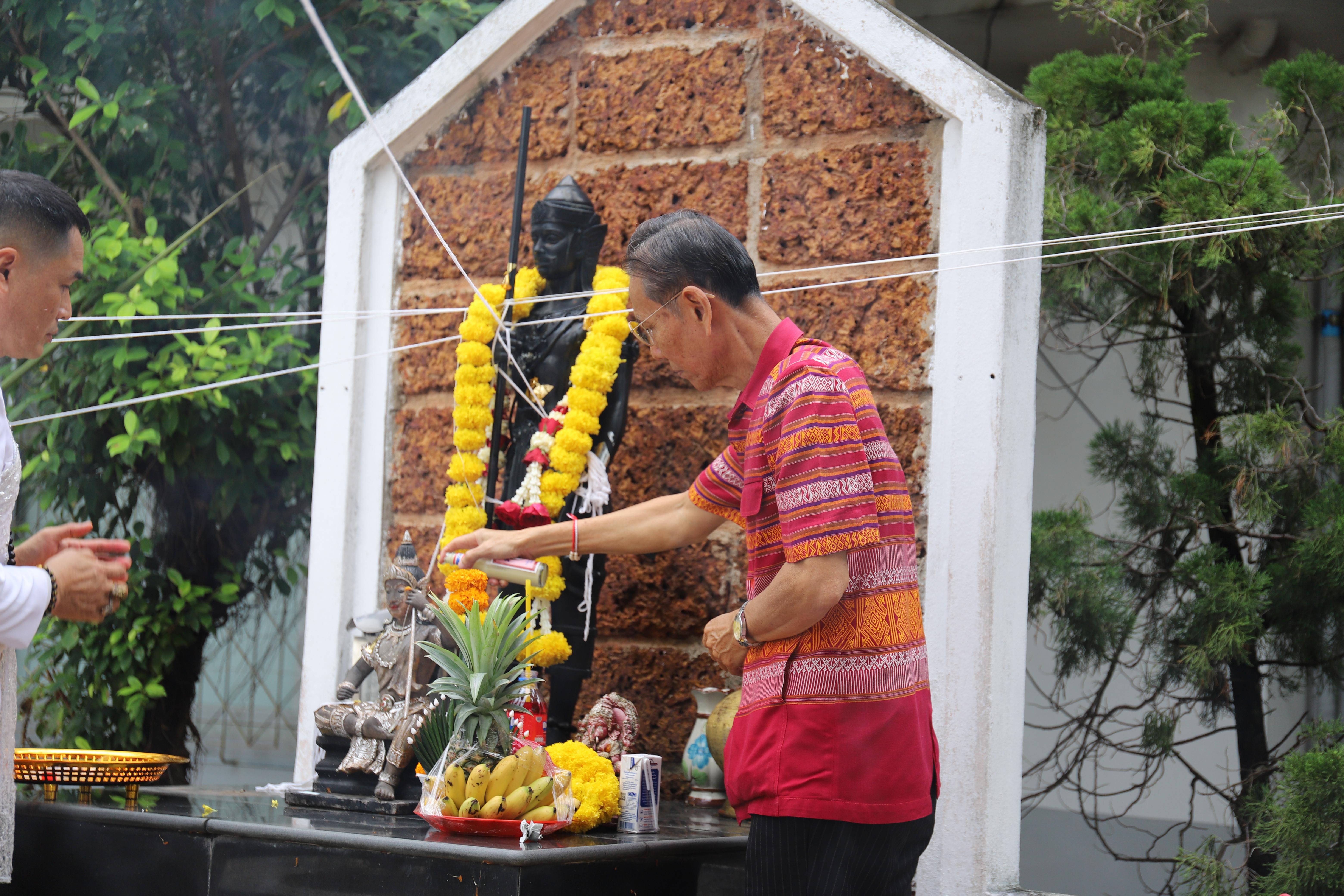214. กิจกรรมไหว้ครูช่าง บวงสรวงพระวิษณุกรรม