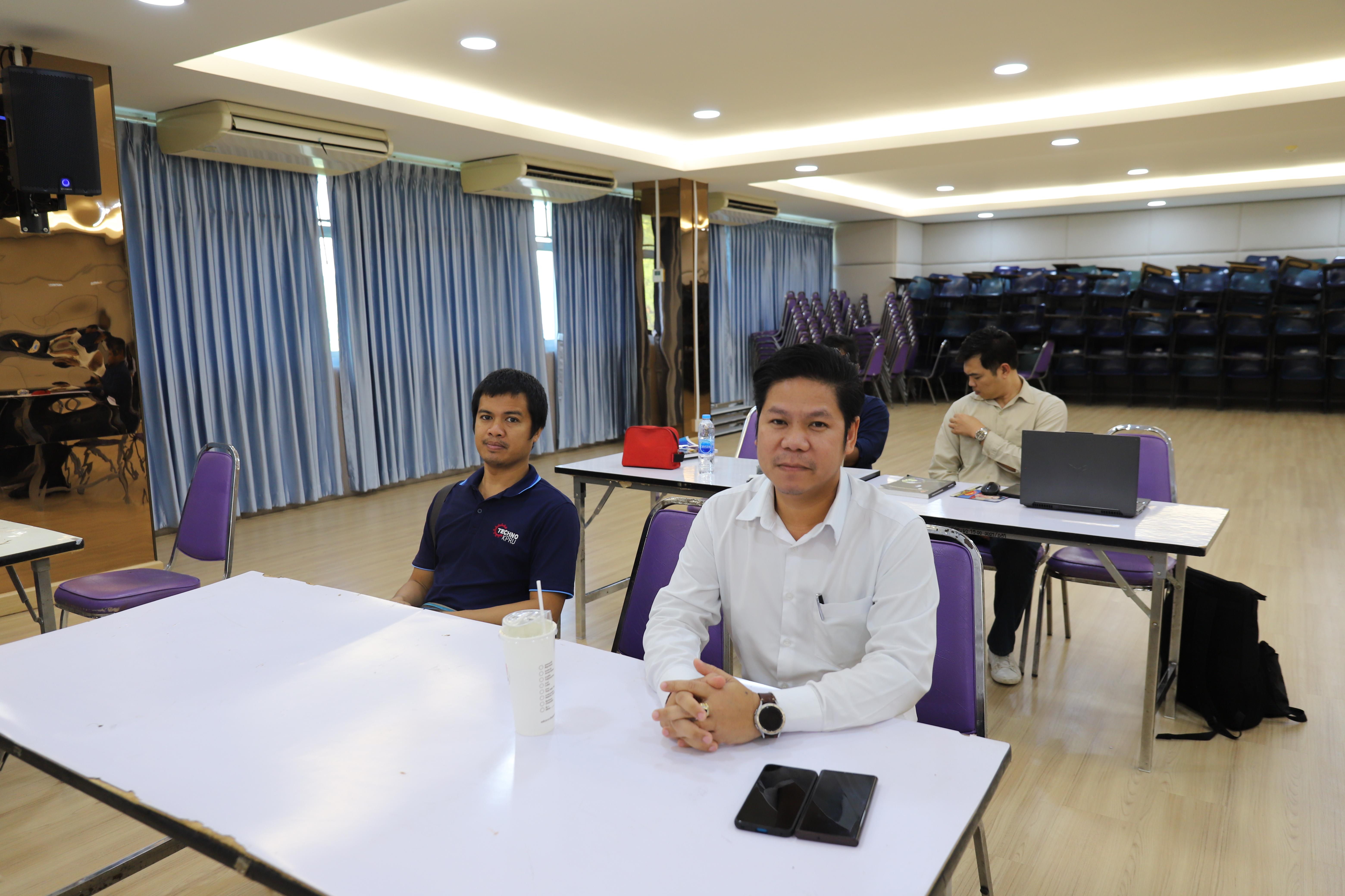 13. กิจกรรมโครงการประชุมเชิงปฏิบัติการเทคนิคการเขียนหนังสือเพื่อขอกำหนดตำแหน่งทางวิชาการ