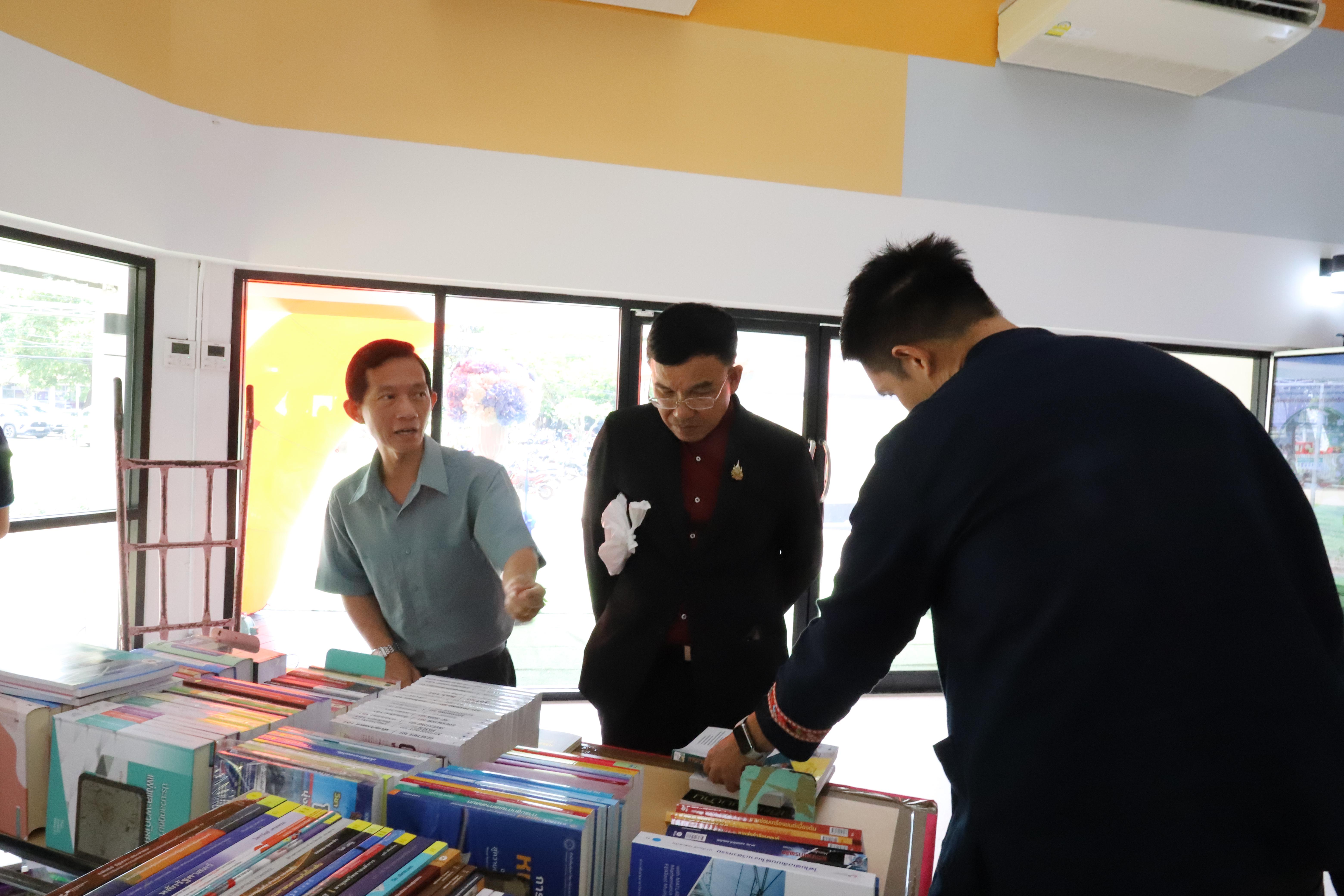 116. กิจกรรมโครงการประชุมเชิงปฏิบัติการเทคนิคการเขียนหนังสือเพื่อขอกำหนดตำแหน่งทางวิชาการ