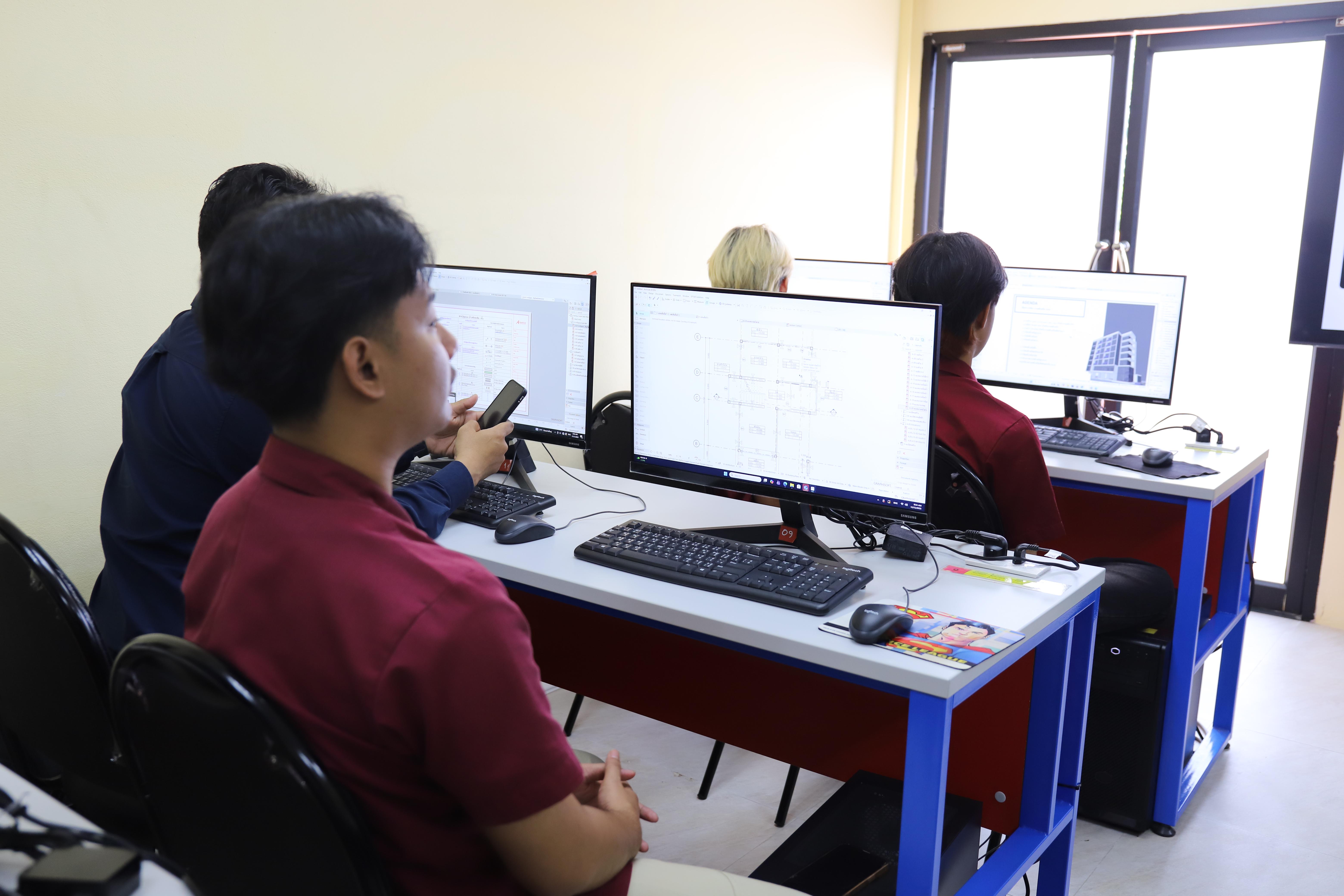 8. กิจกรรมอบรมเสริมสร้างศักยภาพในการผลิตบัณฑิตโปรแกรมวิชาเทคโนโลยีวิศวกรรมโยธา ครั้งที่1