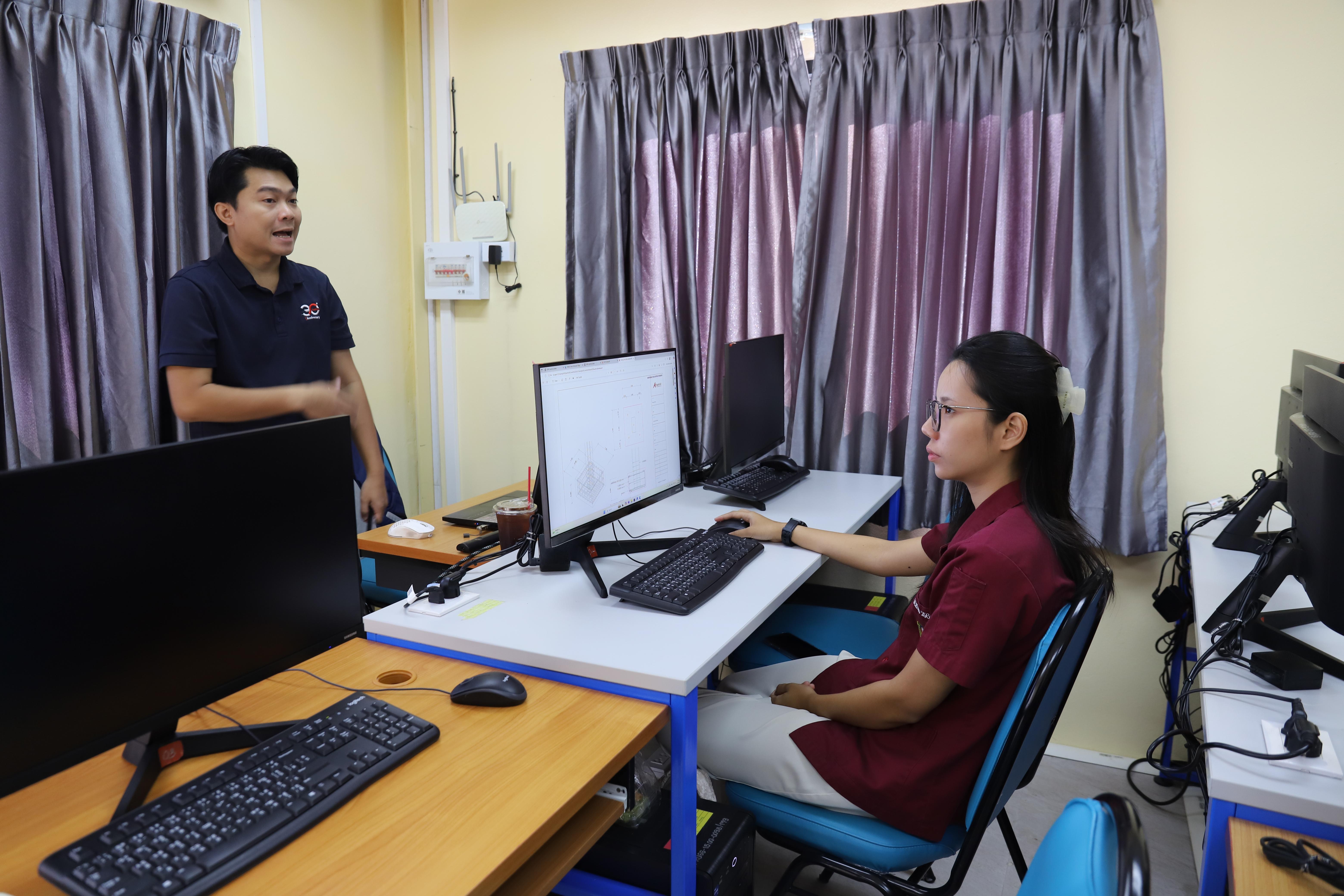 13. กิจกรรมอบรมเสริมสร้างศักยภาพในการผลิตบัณฑิตโปรแกรมวิชาเทคโนโลยีวิศวกรรมโยธา ครั้งที่1