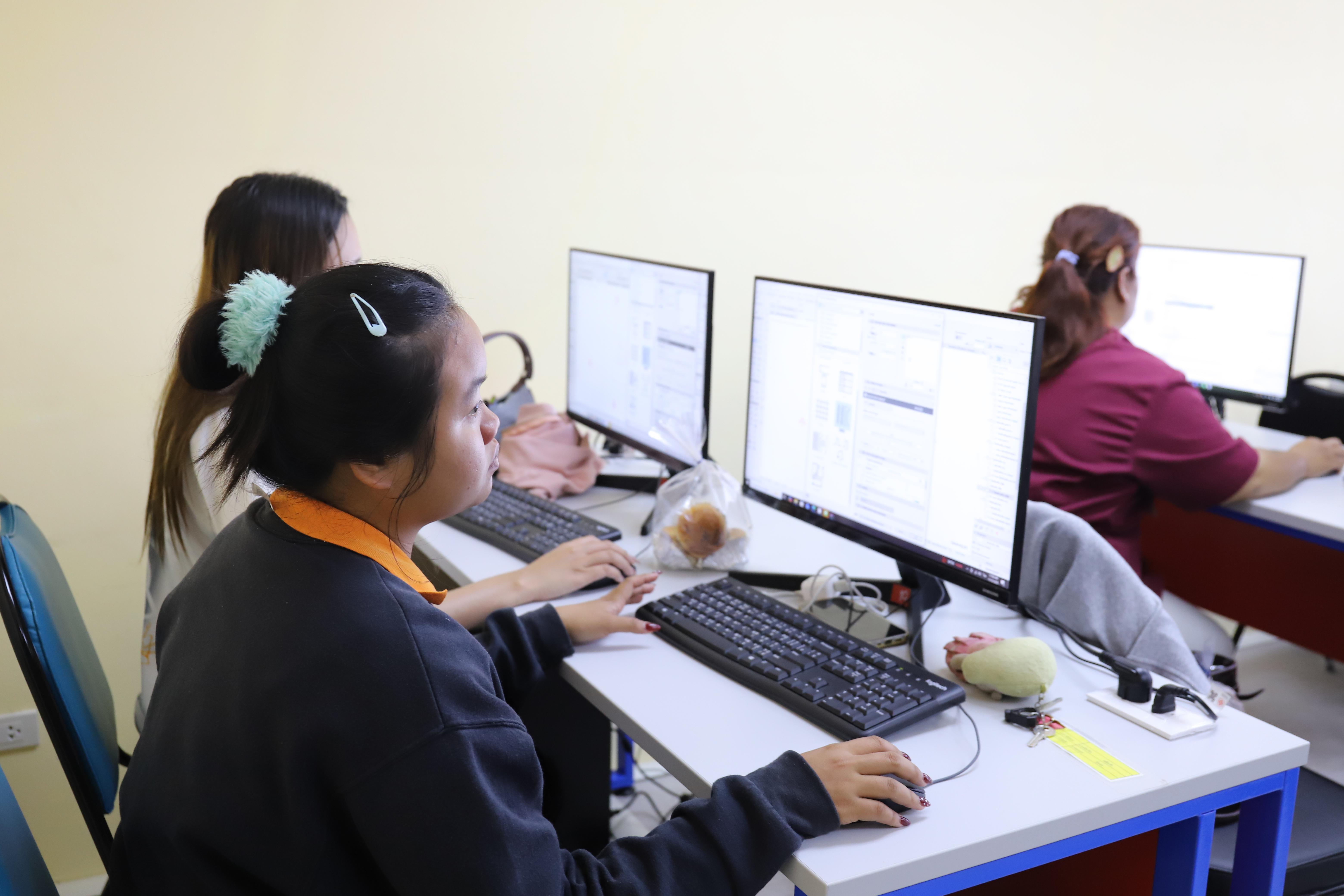 37. กิจกรรมอบรมเสริมสร้างศักยภาพในการผลิตบัณฑิตโปรแกรมวิชาเทคโนโลยีวิศวกรรมโยธา ครั้งที่1