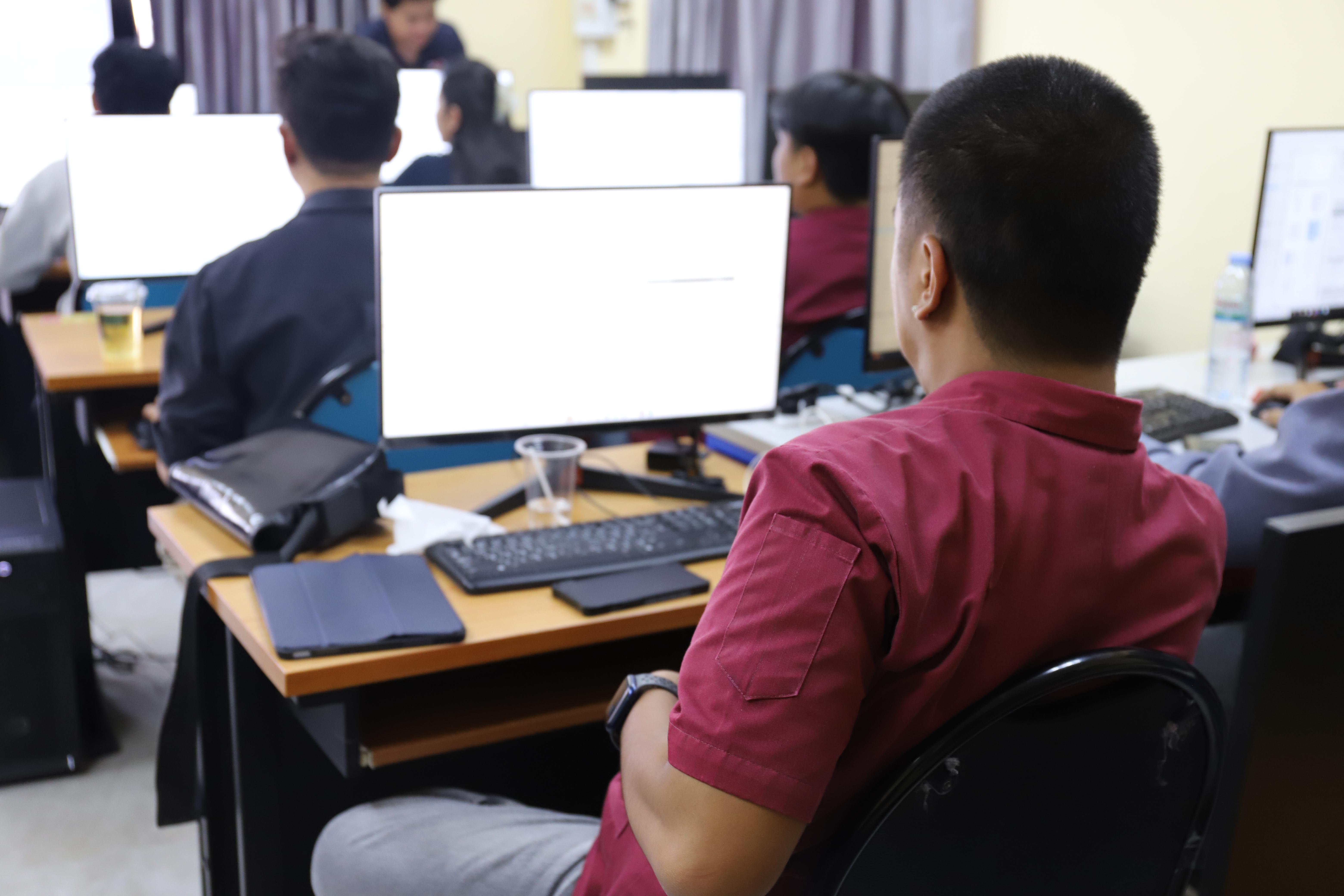 40. กิจกรรมอบรมเสริมสร้างศักยภาพในการผลิตบัณฑิตโปรแกรมวิชาเทคโนโลยีวิศวกรรมโยธา ครั้งที่1