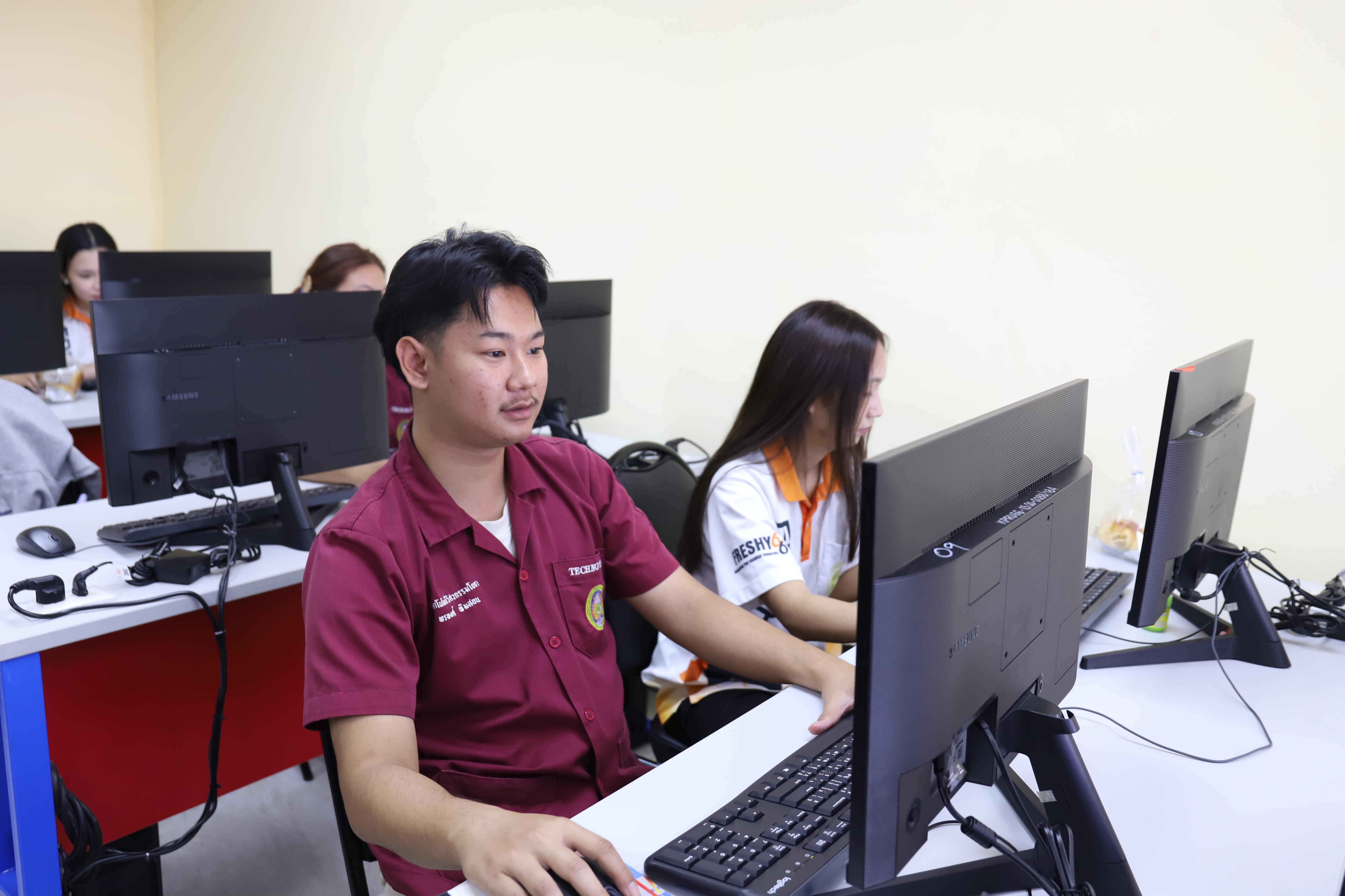 44. กิจกรรมอบรมเสริมสร้างศักยภาพในการผลิตบัณฑิตโปรแกรมวิชาเทคโนโลยีวิศวกรรมโยธา ครั้งที่1