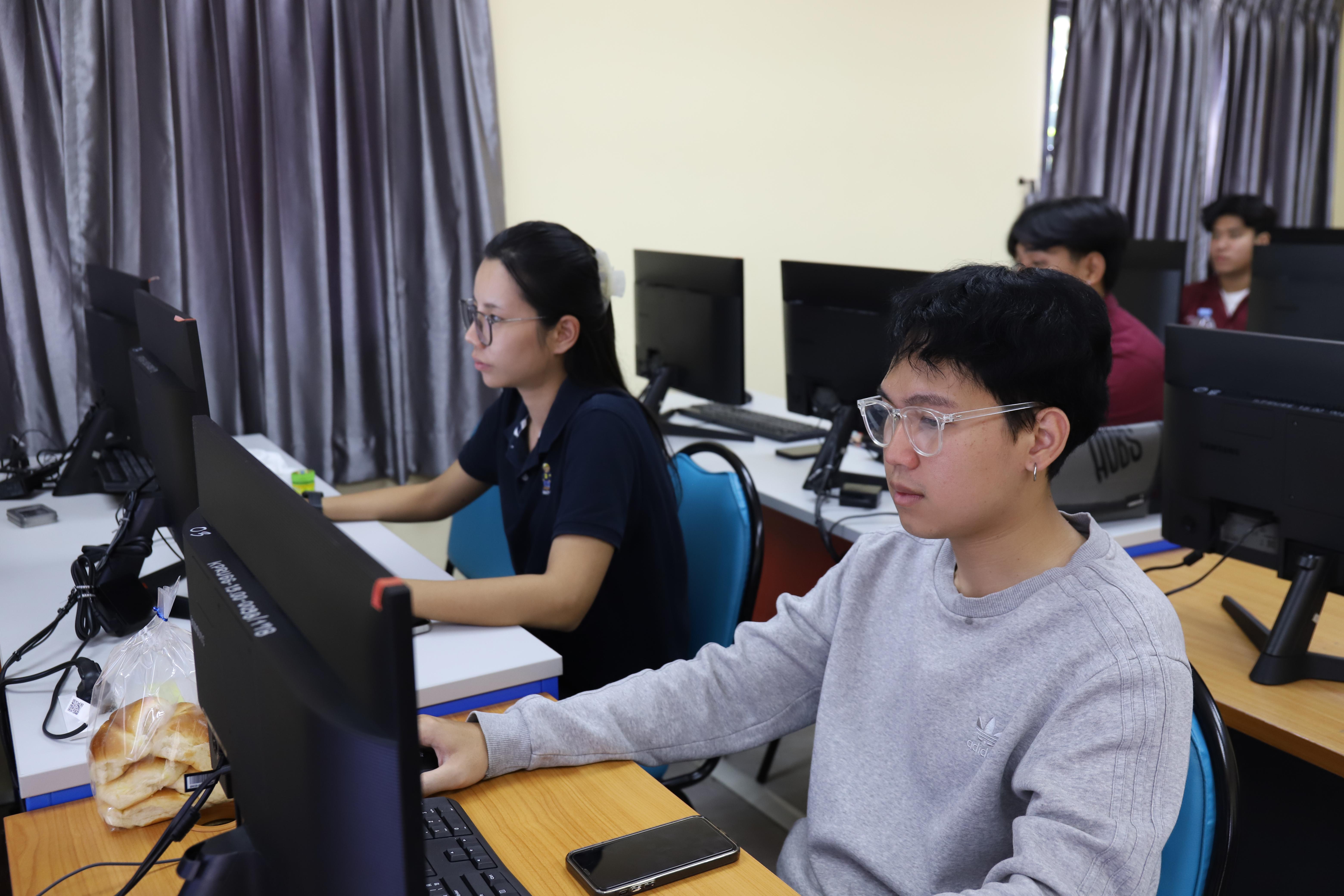 46. กิจกรรมอบรมเสริมสร้างศักยภาพในการผลิตบัณฑิตโปรแกรมวิชาเทคโนโลยีวิศวกรรมโยธา ครั้งที่1