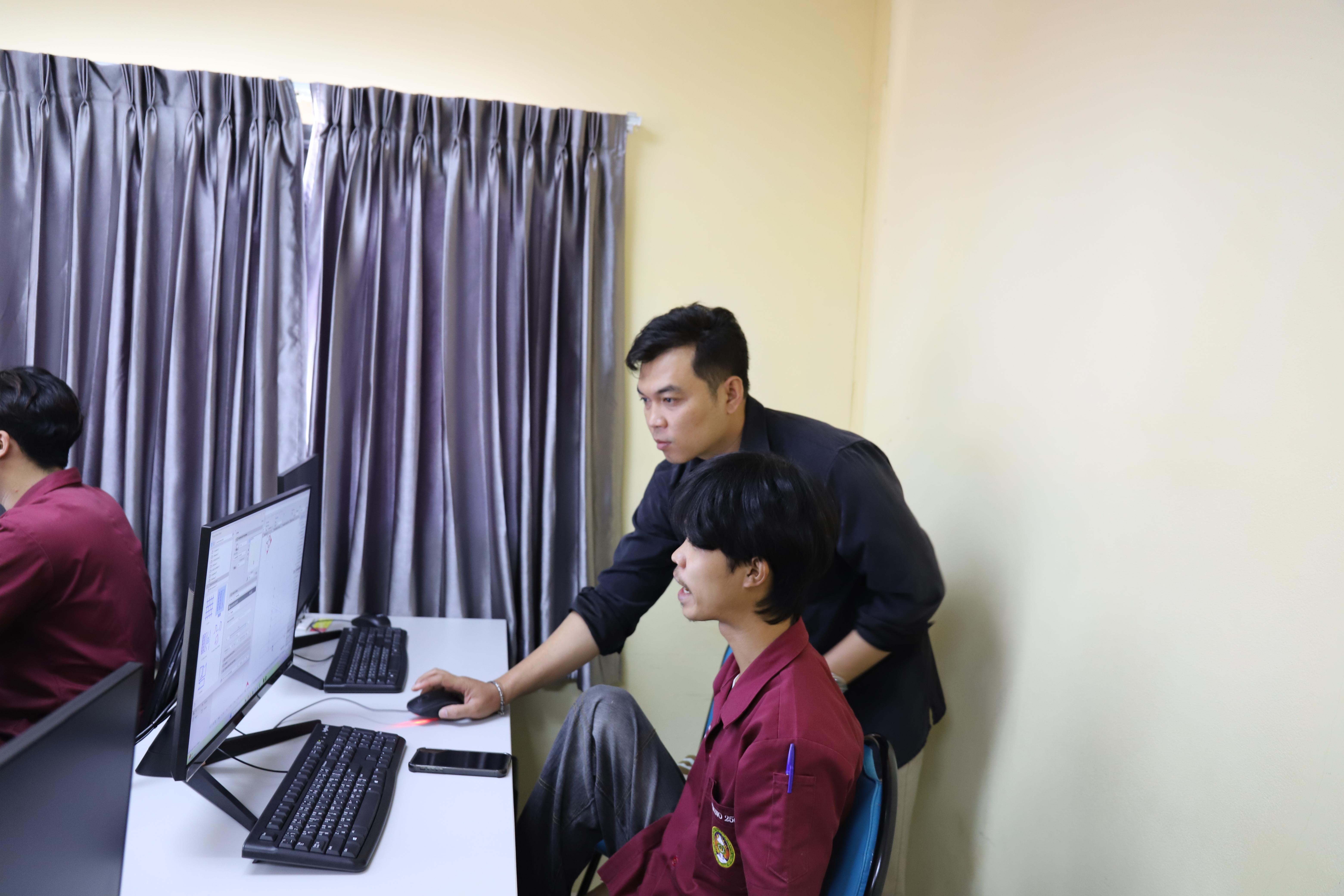 51. กิจกรรมอบรมเสริมสร้างศักยภาพในการผลิตบัณฑิตโปรแกรมวิชาเทคโนโลยีวิศวกรรมโยธา ครั้งที่1