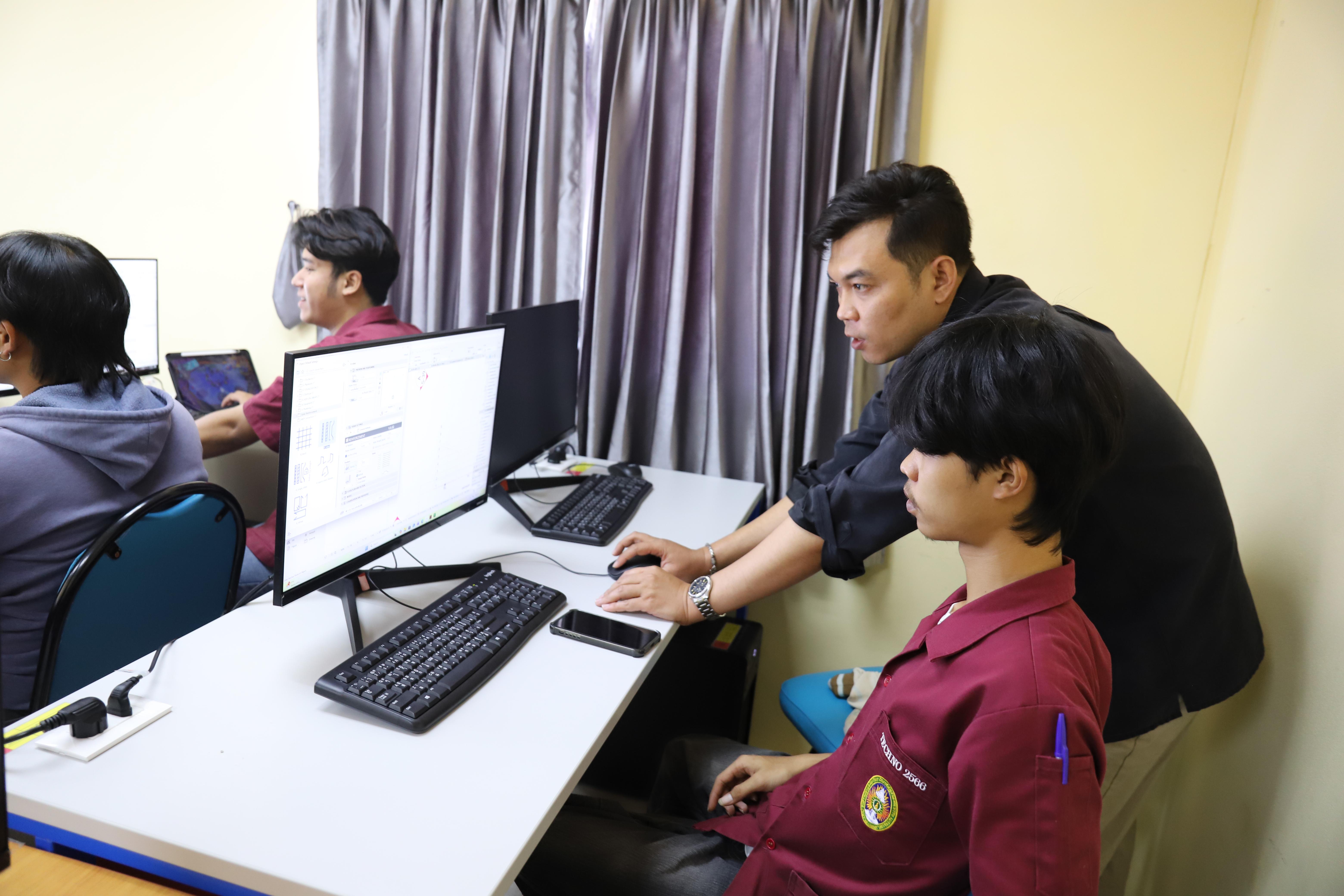 53. กิจกรรมอบรมเสริมสร้างศักยภาพในการผลิตบัณฑิตโปรแกรมวิชาเทคโนโลยีวิศวกรรมโยธา ครั้งที่1