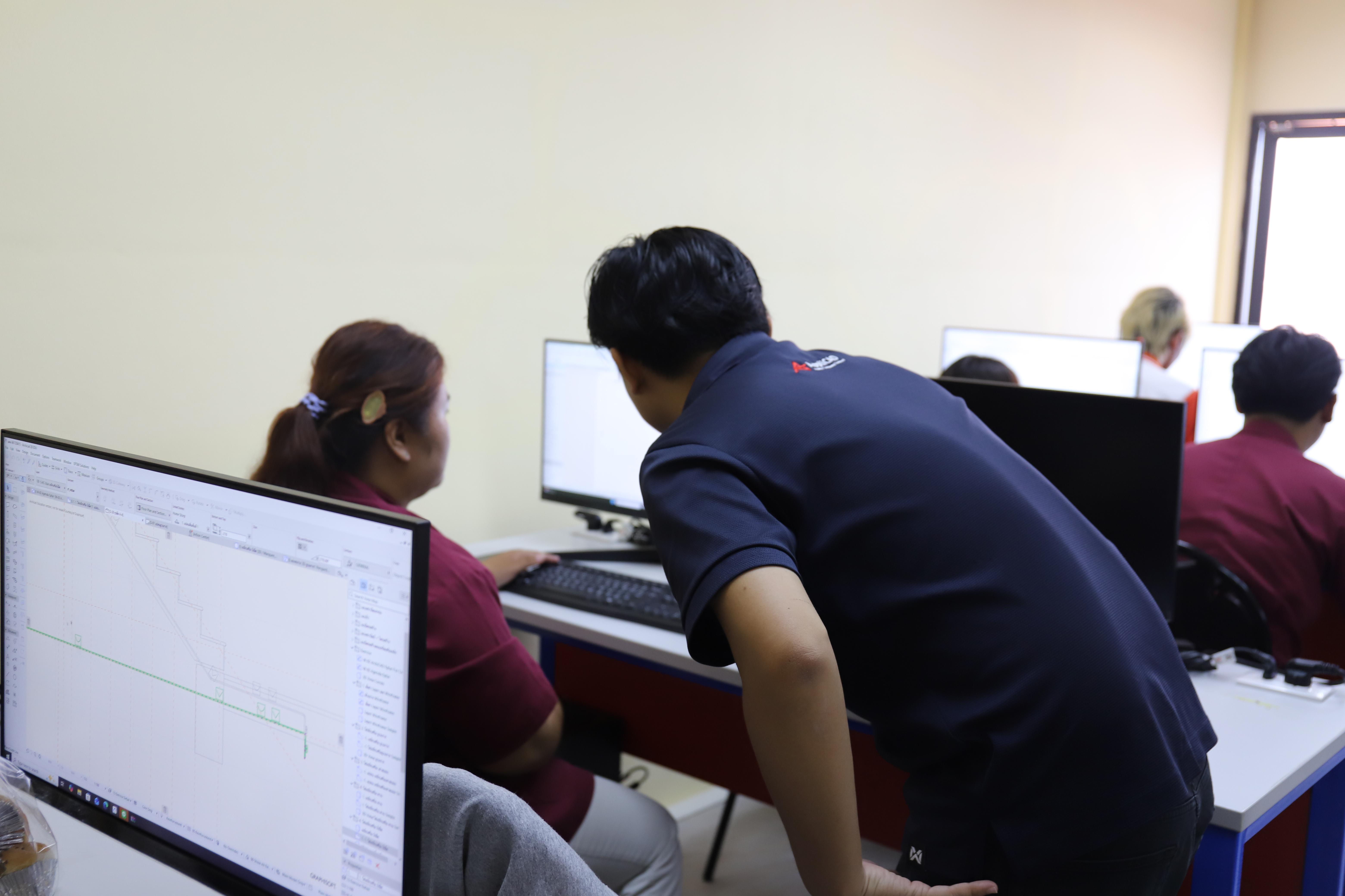 56. กิจกรรมอบรมเสริมสร้างศักยภาพในการผลิตบัณฑิตโปรแกรมวิชาเทคโนโลยีวิศวกรรมโยธา (ครั้งที่ 2)