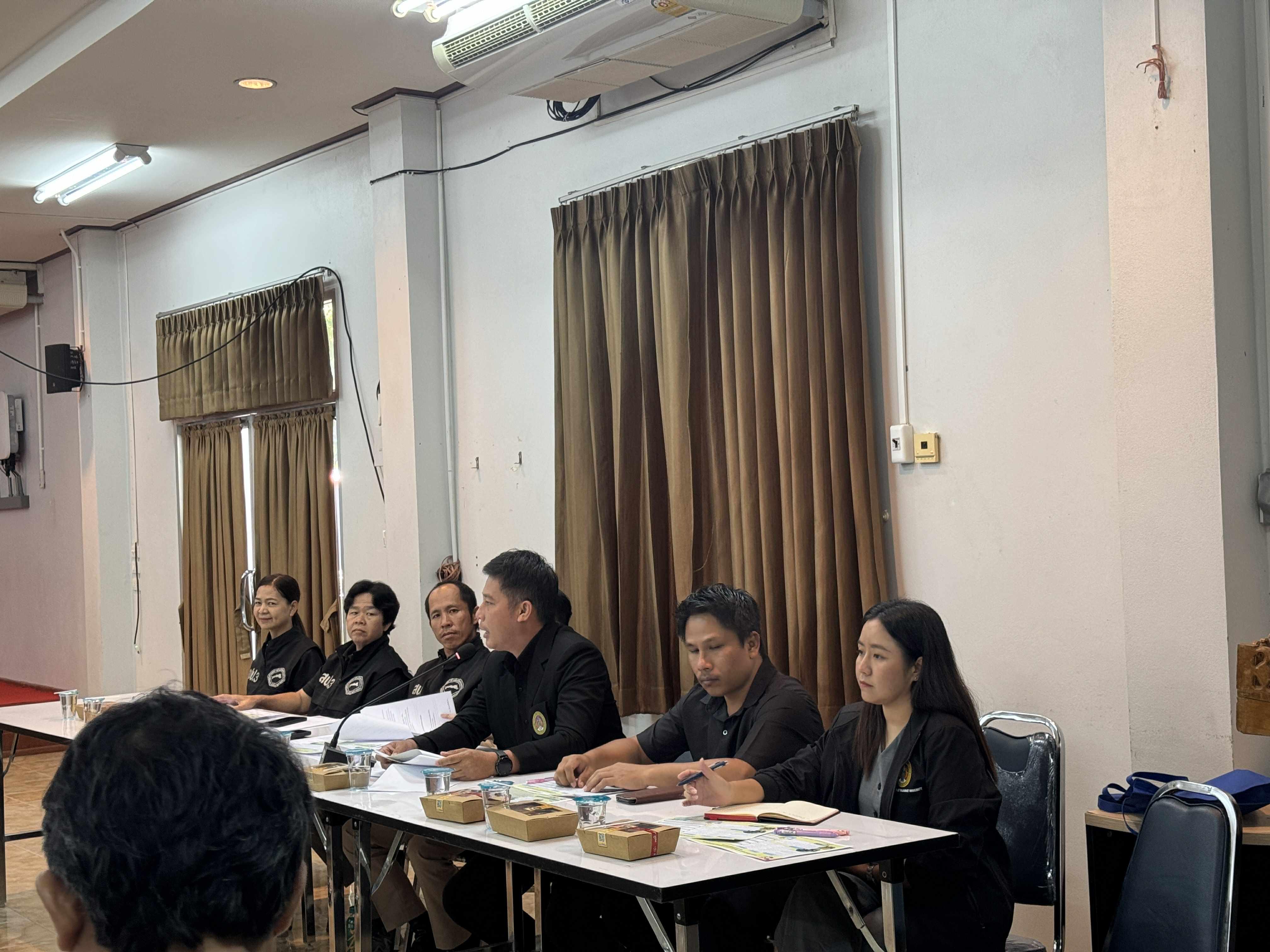 14. ประชุมการสภาองค์การบริหารส่วนตำบลทรงธรรม สมัยวิสามัญ สมัยที่ 2  ประจำปี พ.ศ. 2568