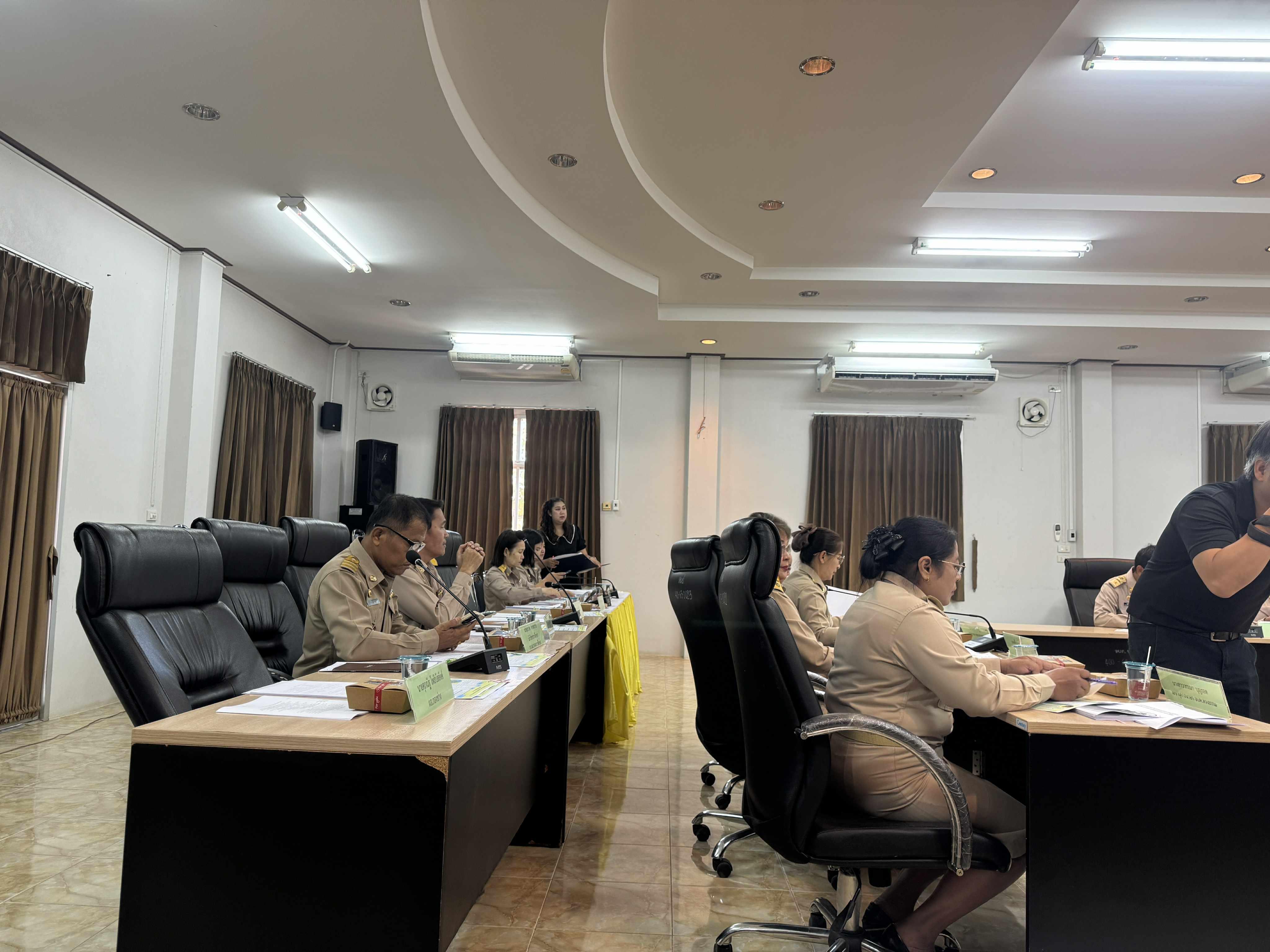 23. ประชุมการสภาองค์การบริหารส่วนตำบลทรงธรรม สมัยวิสามัญ สมัยที่ 2  ประจำปี พ.ศ. 2568