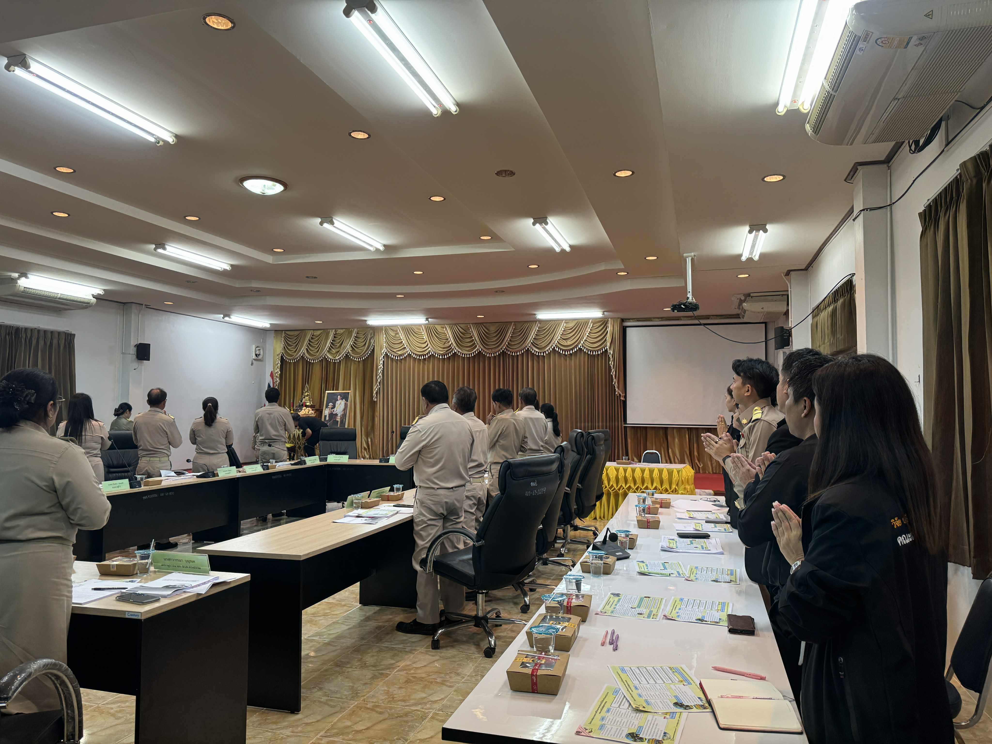 24. ประชุมการสภาองค์การบริหารส่วนตำบลทรงธรรม สมัยวิสามัญ สมัยที่ 2  ประจำปี พ.ศ. 2568