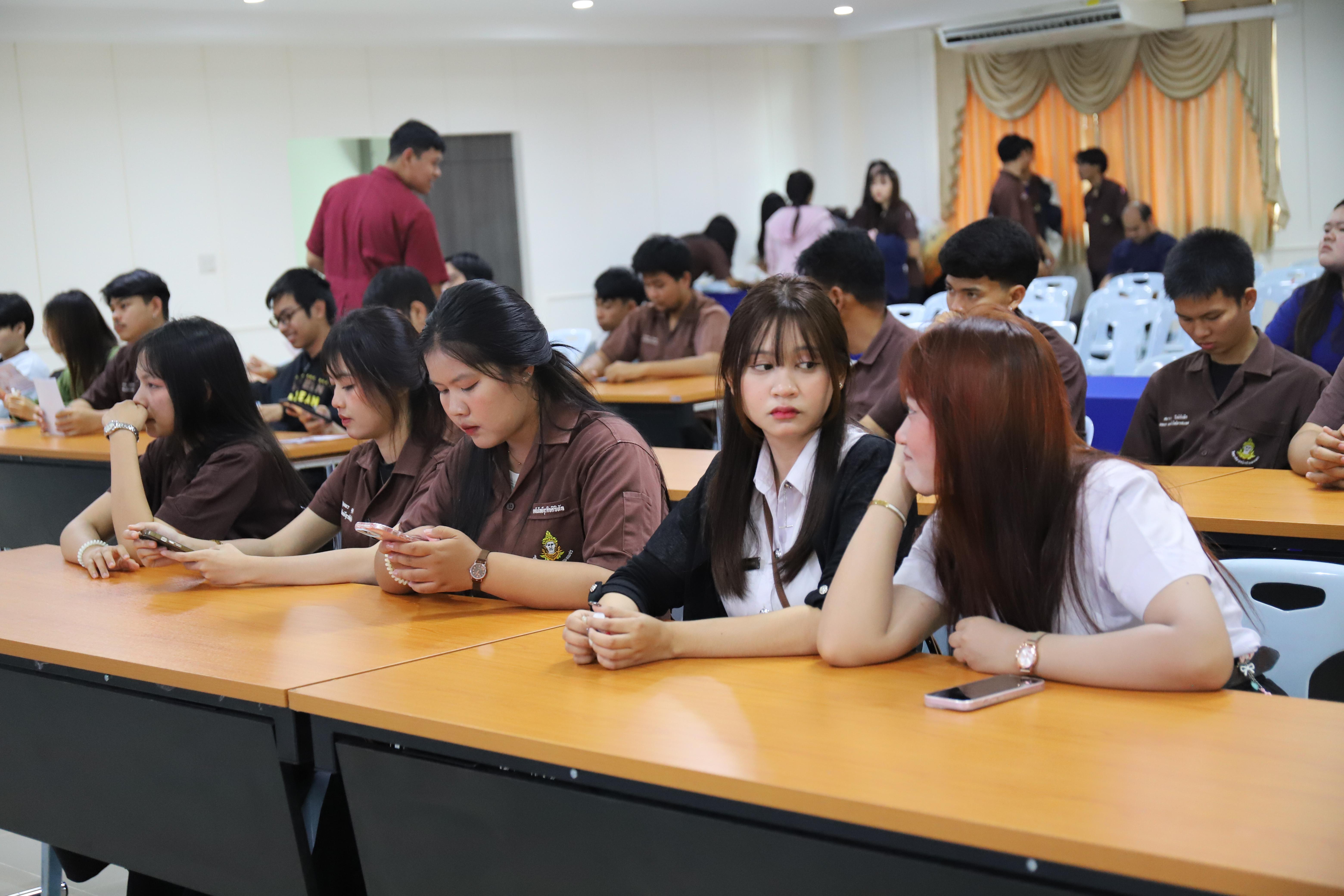 4. วิทยาลัยเทคนิคกำแพงเพชร