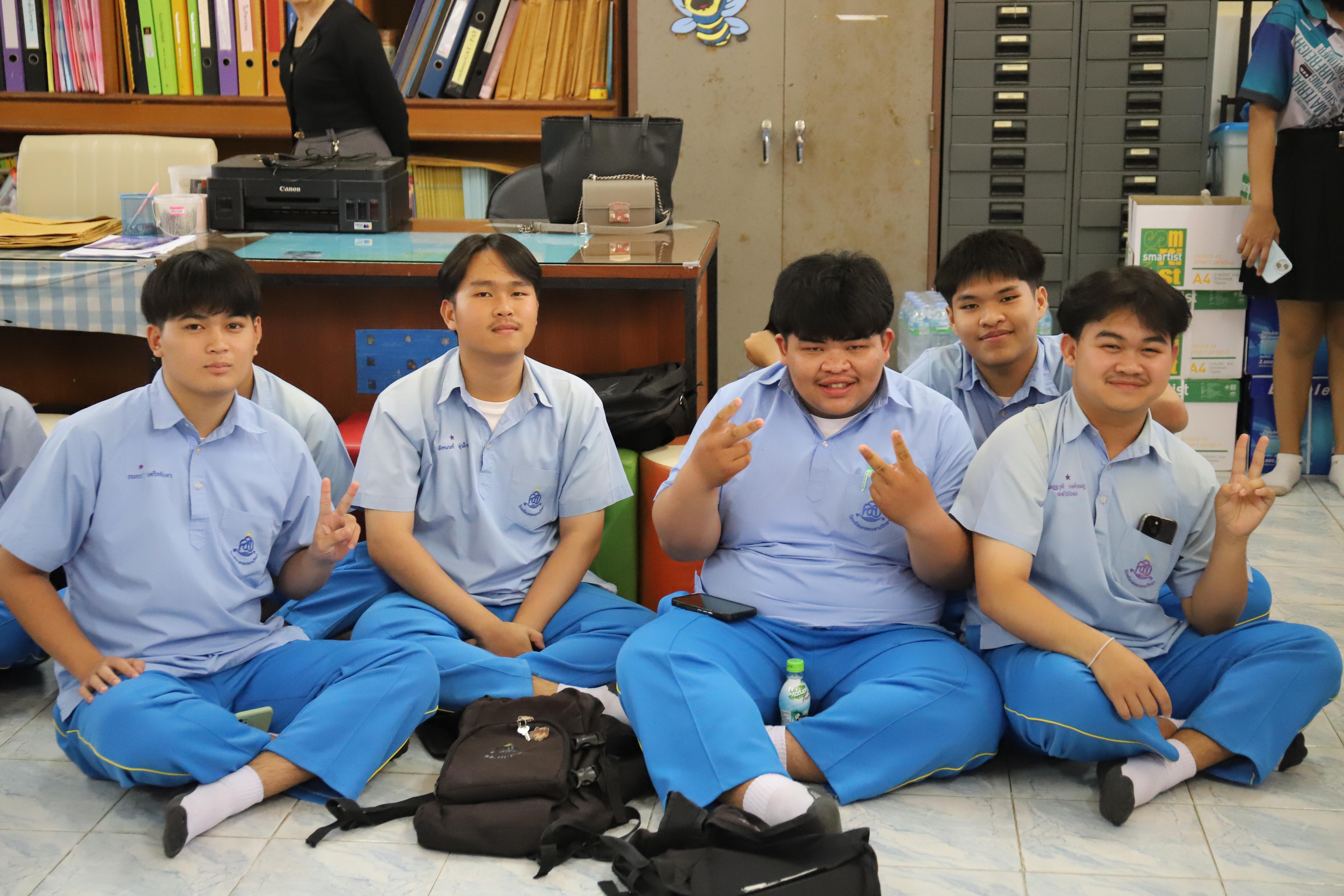 2. โรงเรียนคลองลานวิทยา