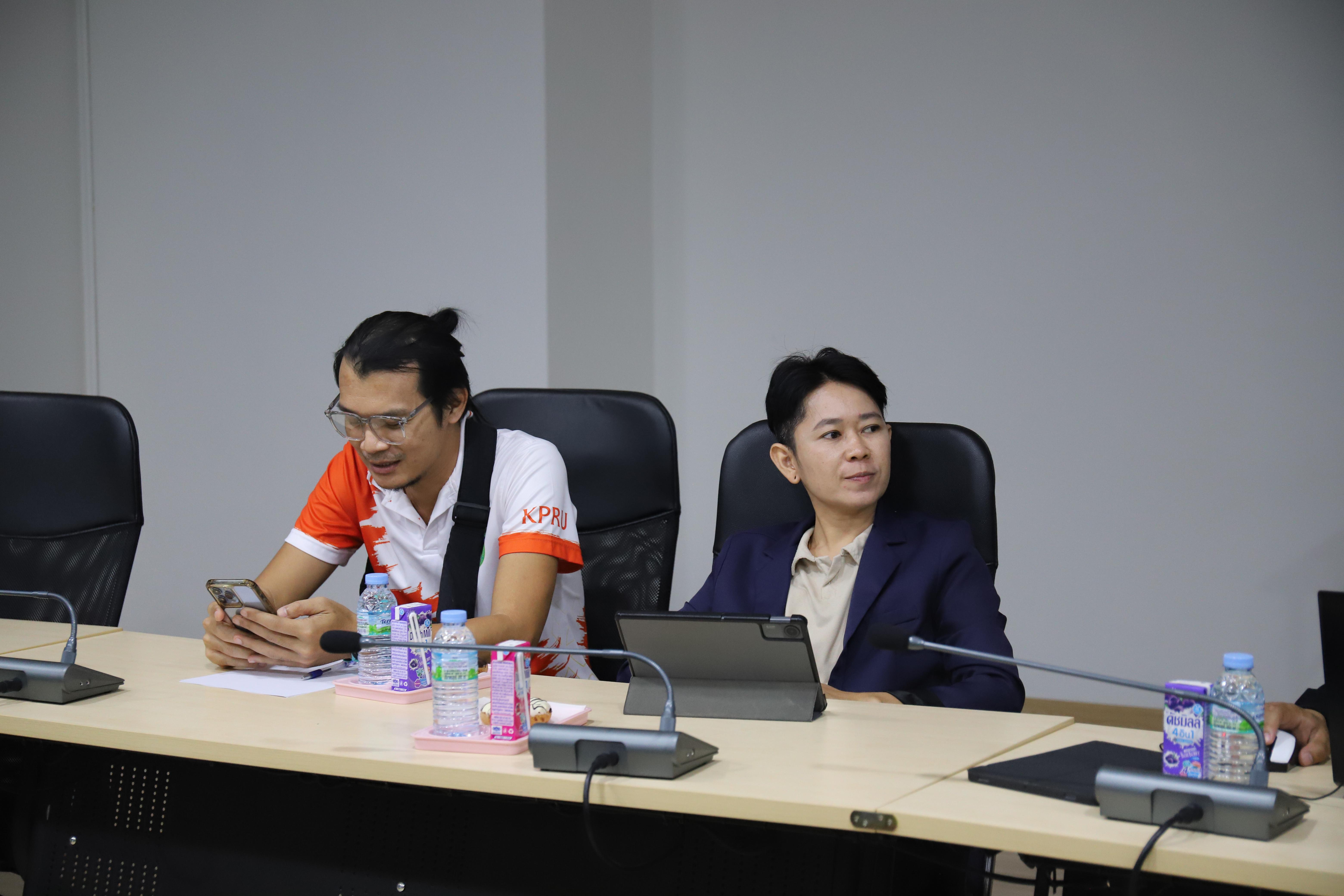 10. กิจกรรมการแลกเปลี่ยนเรียนรู้ (KM) เรื่อง "การวัดผลการเรียนรู้ในระดับรายวิชา"