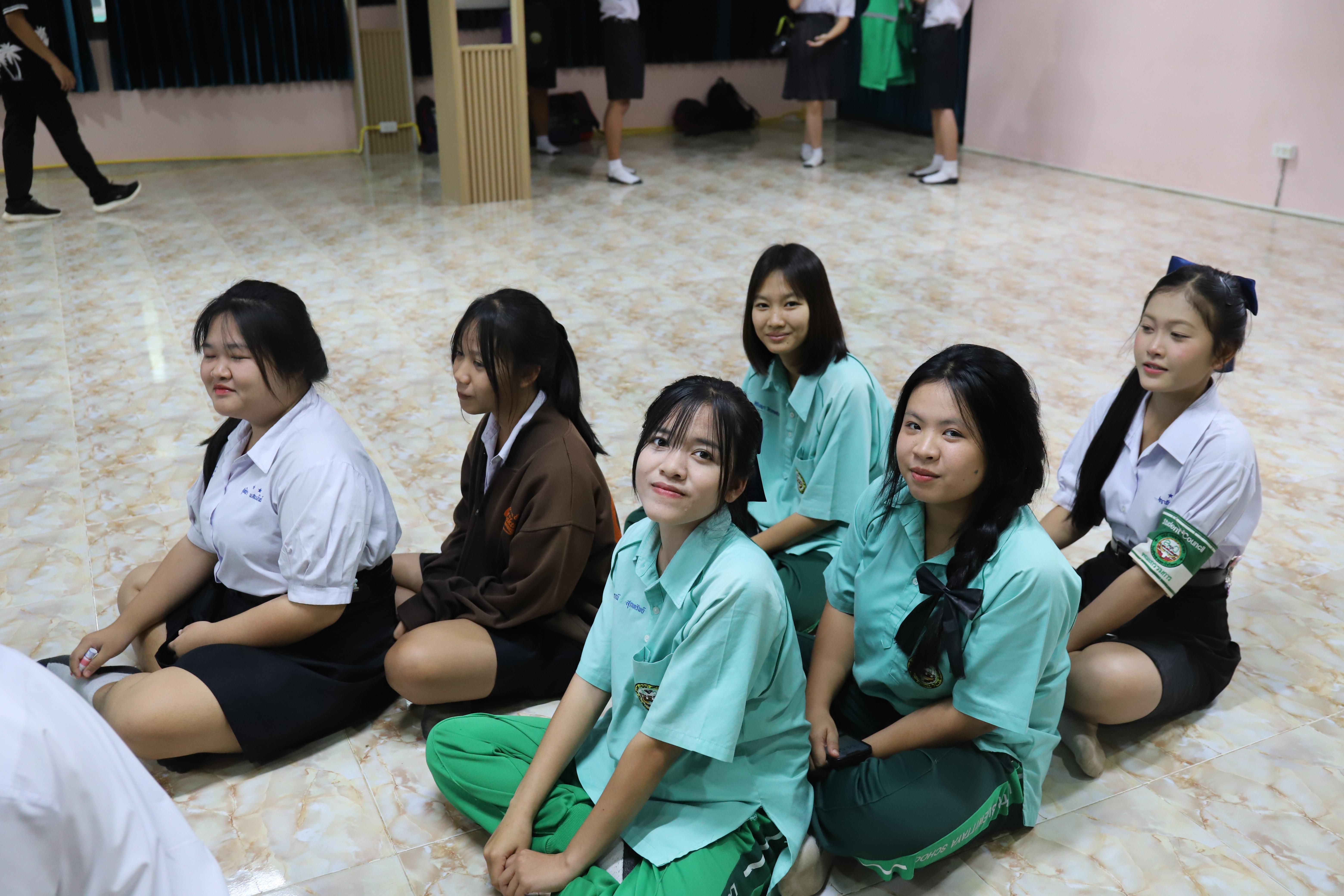 6. โรงเรียนลานกระบือวิทยา