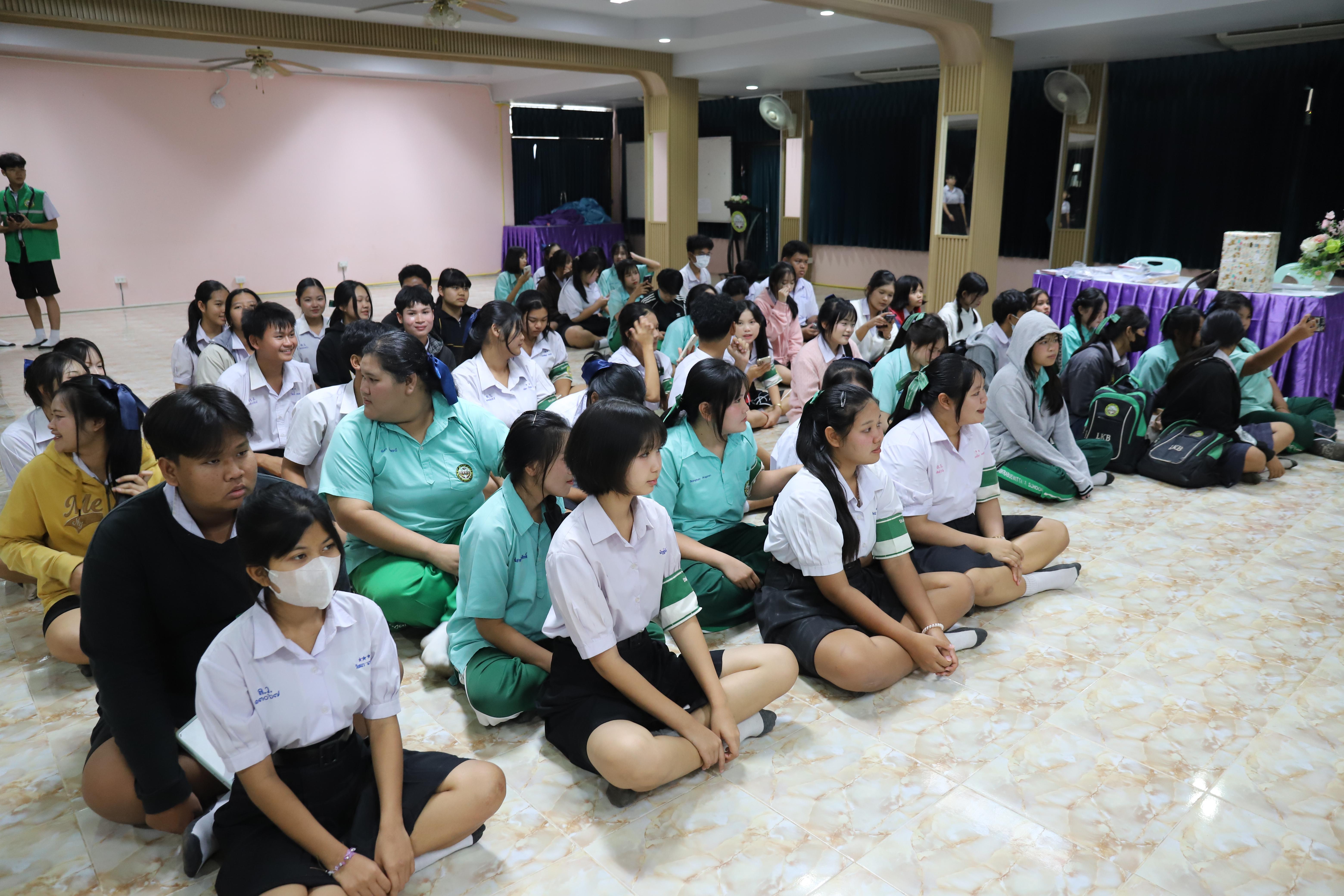 9. โรงเรียนลานกระบือวิทยา