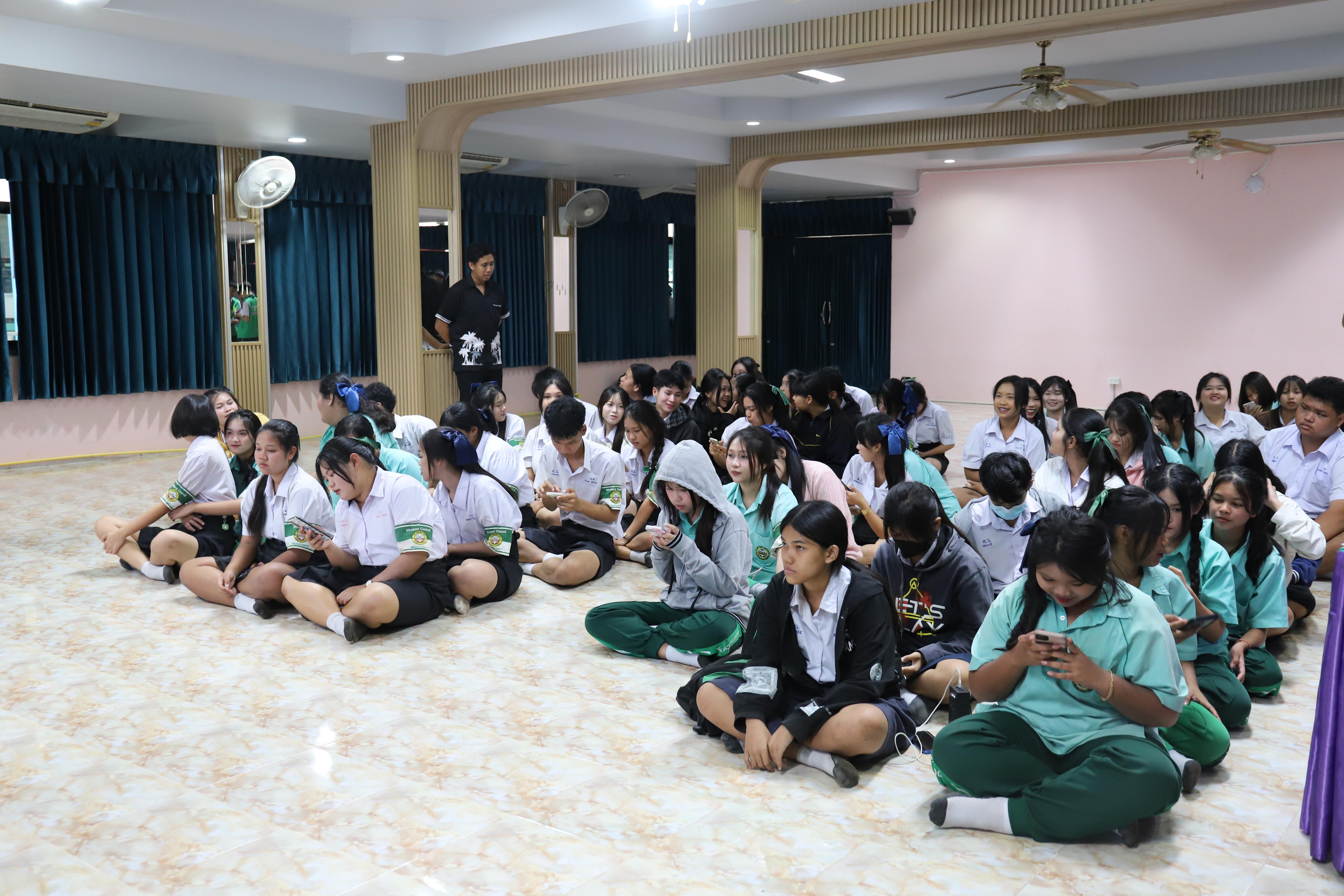 10. โรงเรียนลานกระบือวิทยา