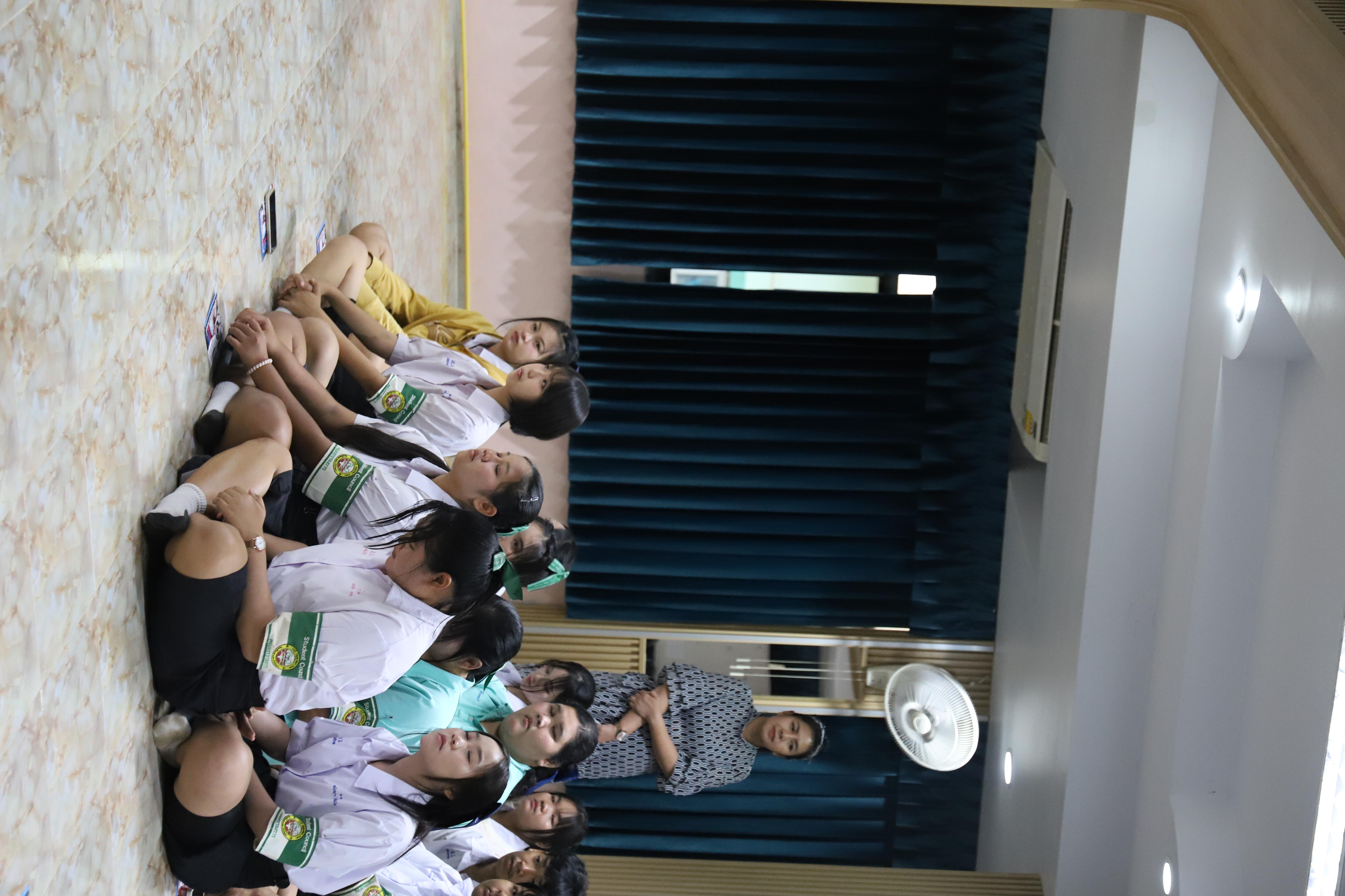 51. โรงเรียนลานกระบือวิทยา