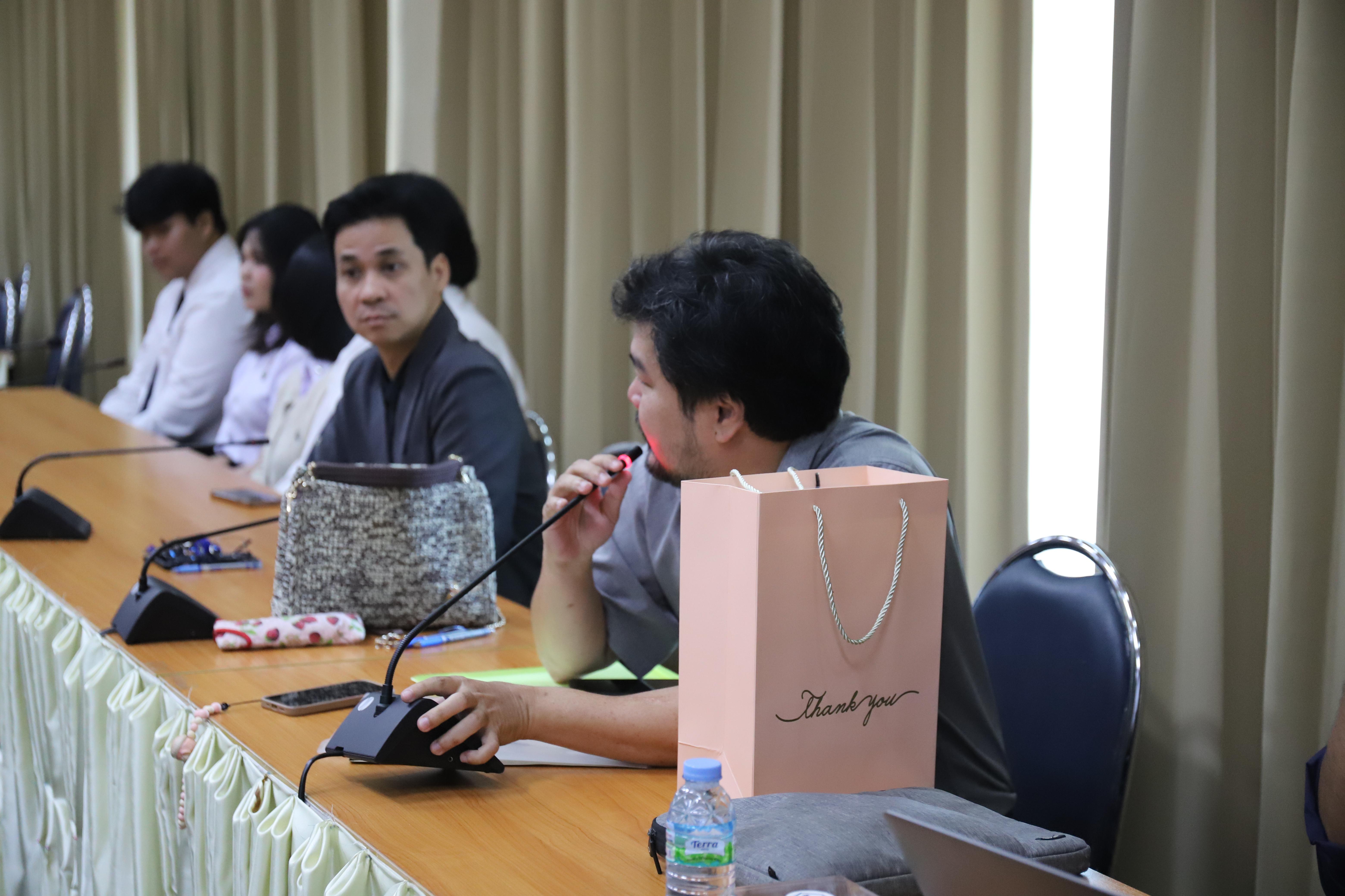 8. หลักสูตรเทคโนโลยีคอมพิวเตอร์ ร่วมลงนาม MOU